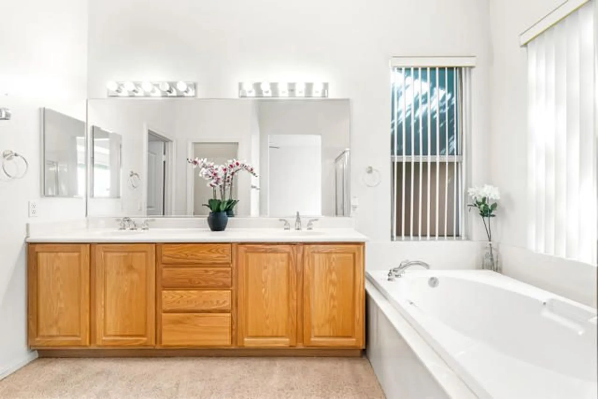 Property Slideshow image 23 of 49 | 80157 royal birkdale dr, Indio, CA, 92201