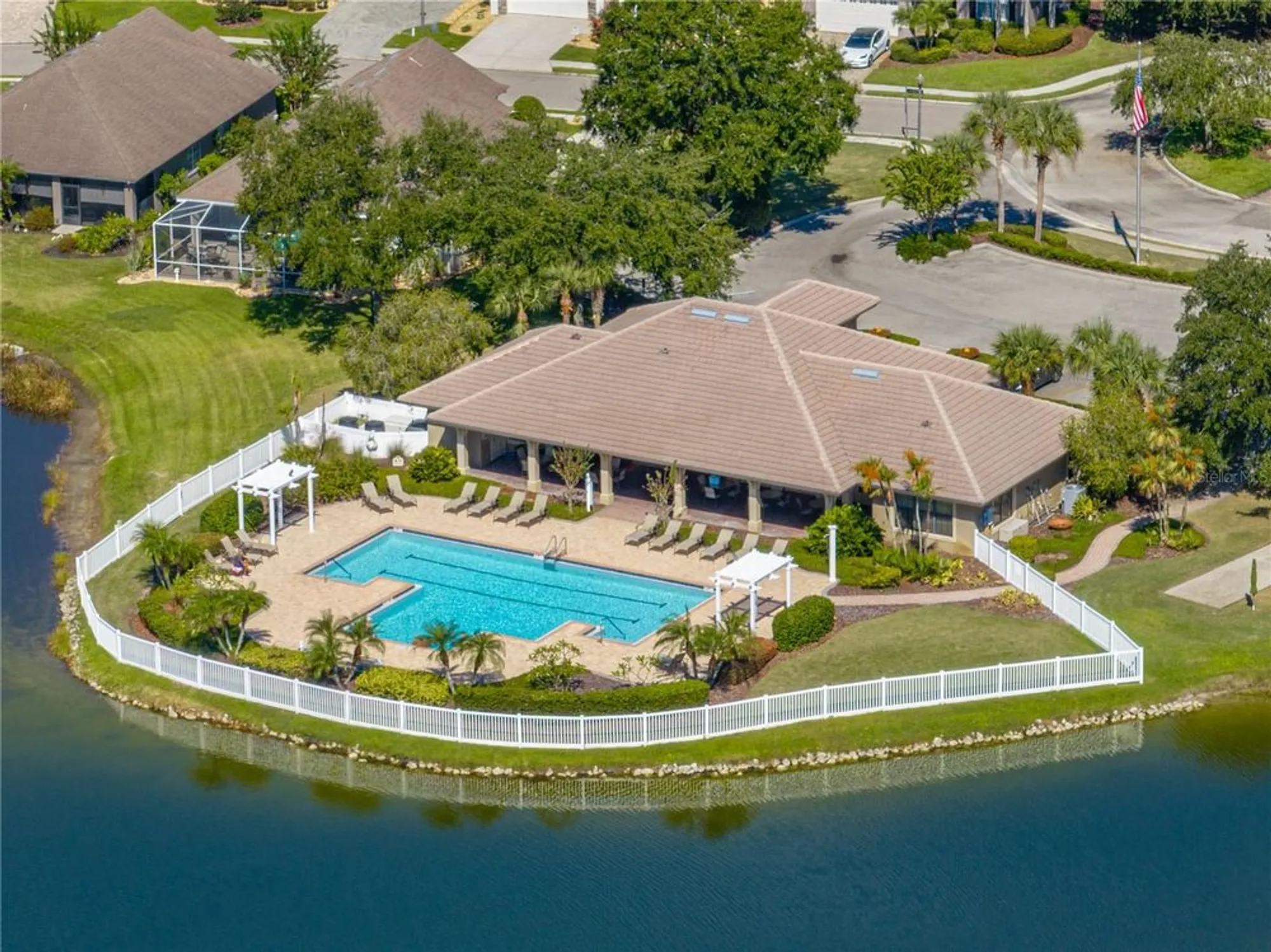 Property Slideshow image 72 of 77 | 8152 lake james dr, Lakeland, FL, 33810