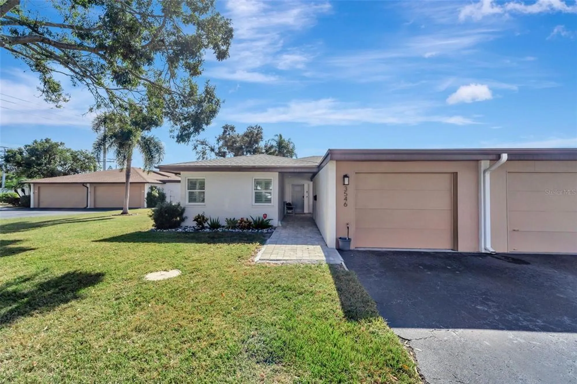 Property Slideshow image 1 of 36 | 3546 auburn ct 240, Sarasota, FL, 34231