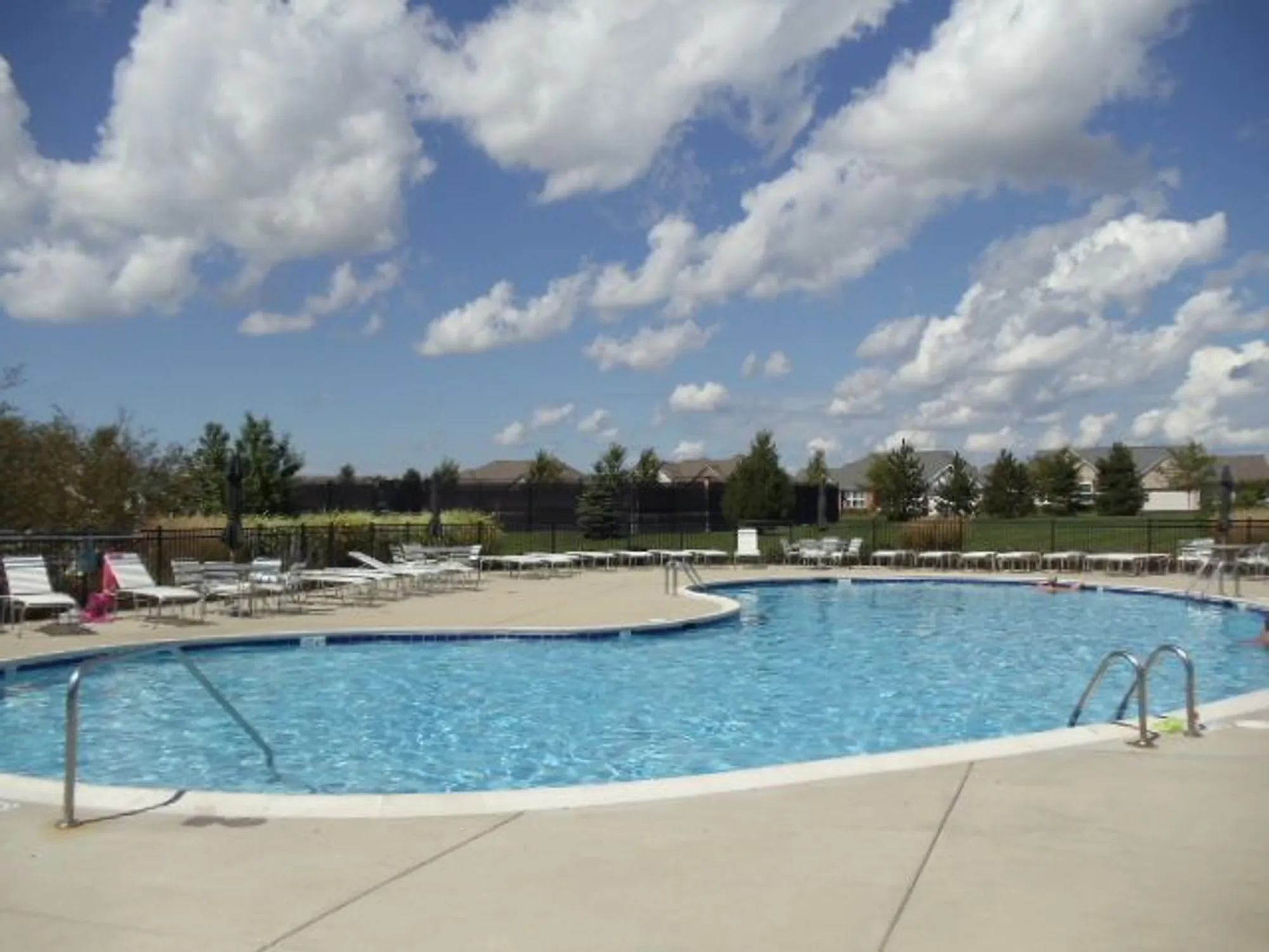 Property Slideshow image 18 of 19 | 2862 stoney creek dr, Elgin, IL, 60124