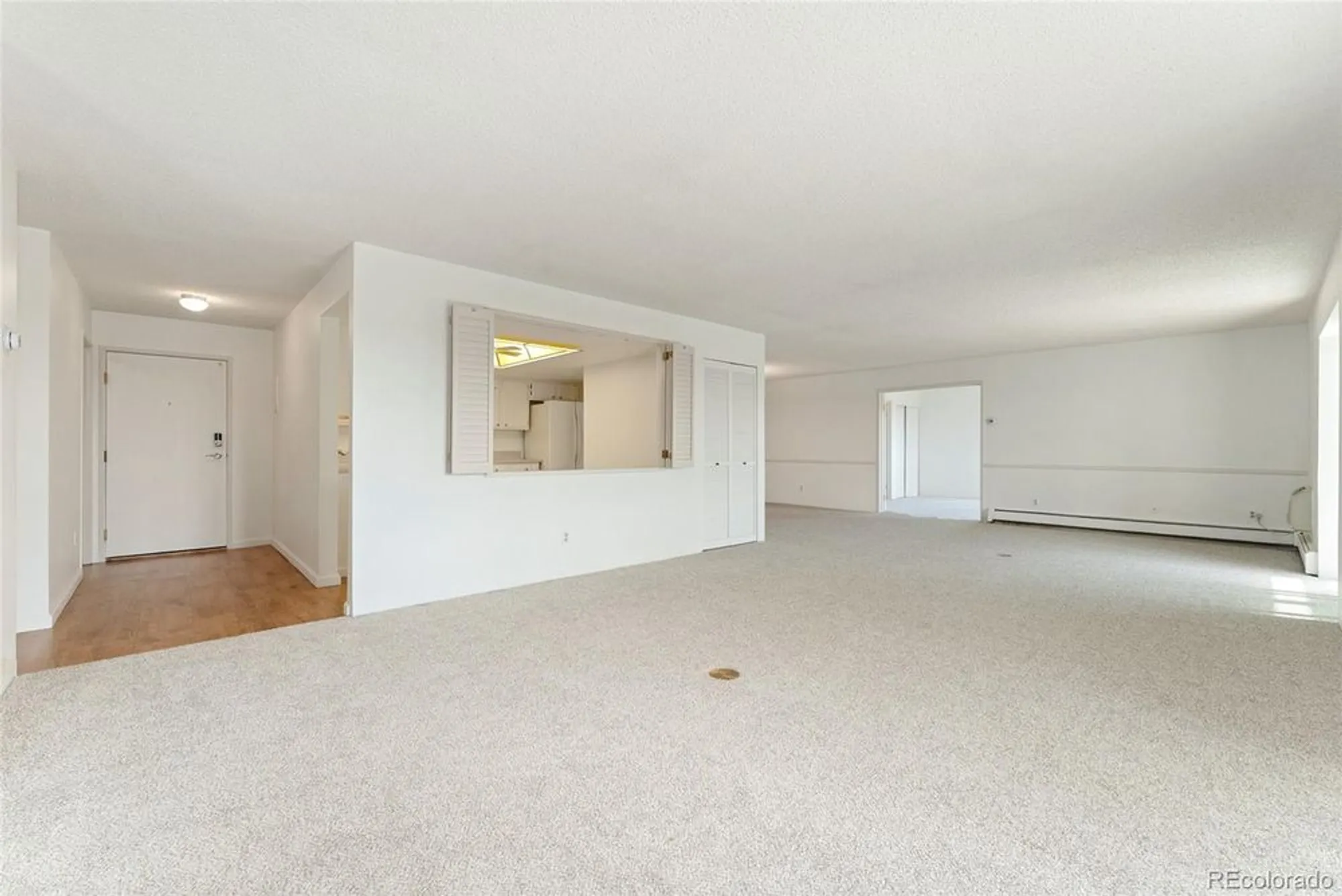 Property Slideshow image 4 of 43 | 13890 e marina dr 606, Aurora, CO, 80014