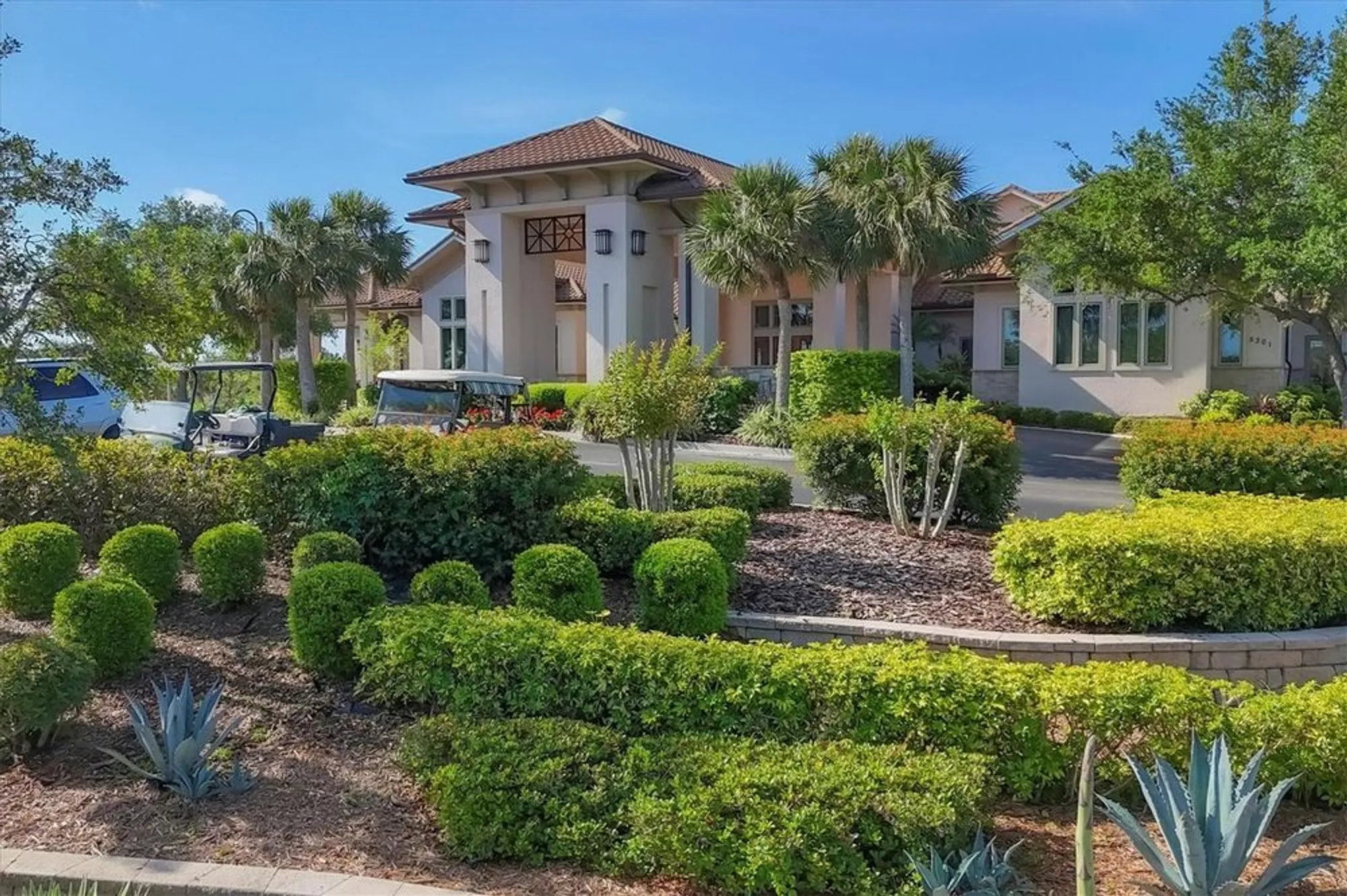 Property Slideshow image 58 of 76 | 4924 whispering oaks dr, North Port, FL, 34287