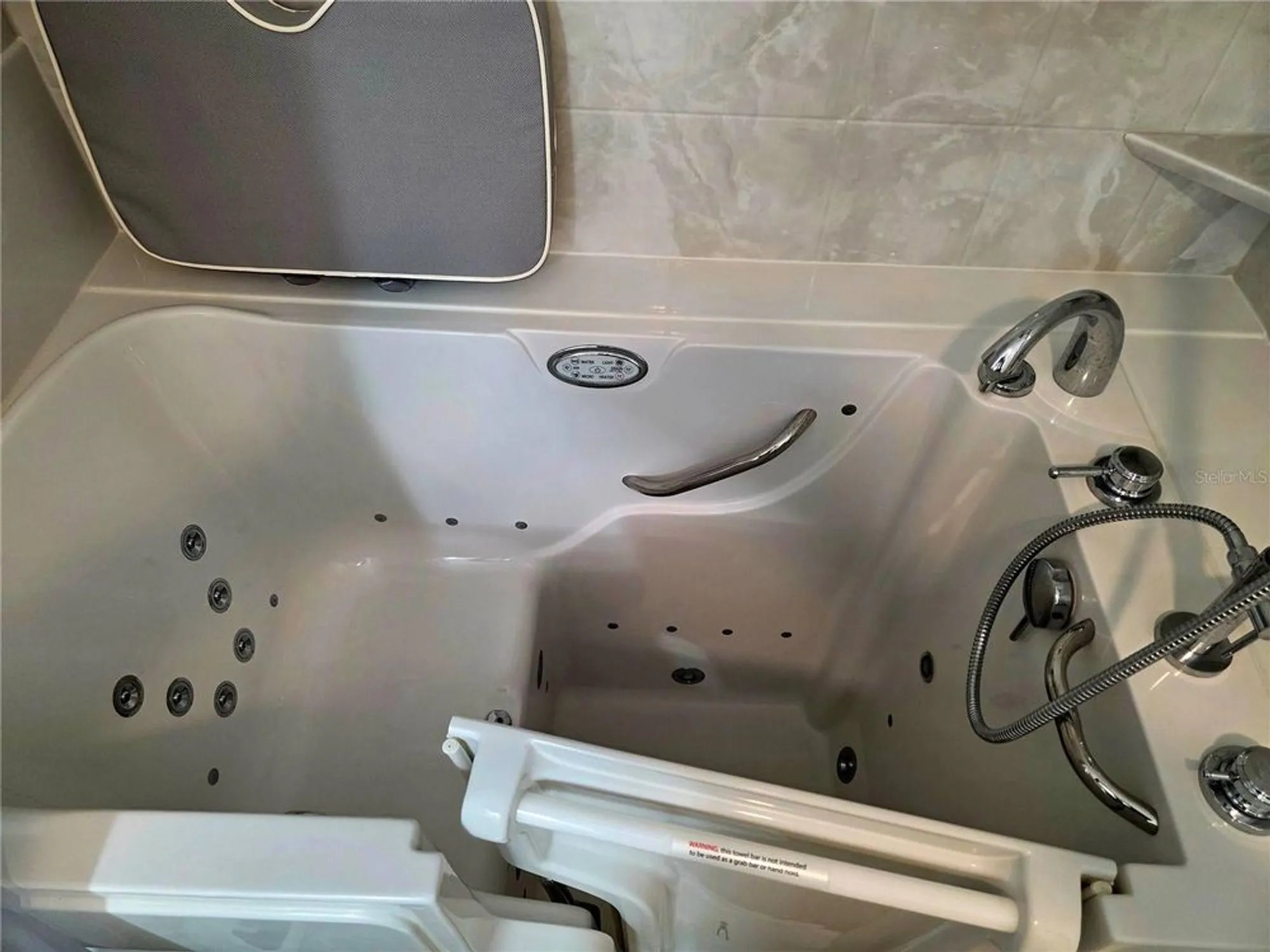 Property Slideshow image 20 of 37 | 1924 new bedford dr, Sun City Center, FL, 33573