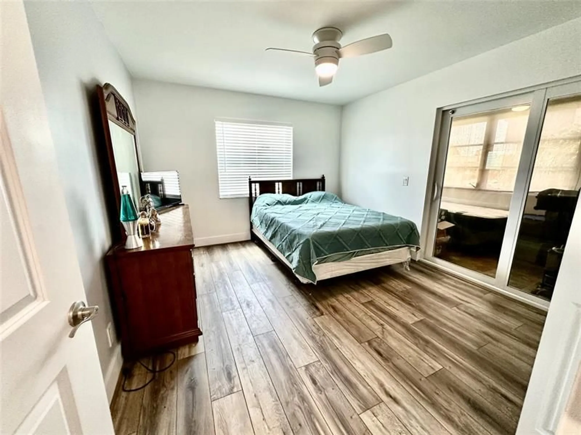 Property Slideshow image 19 of 37 | 710 flanders o # 710, Delray Beach, FL, 33484