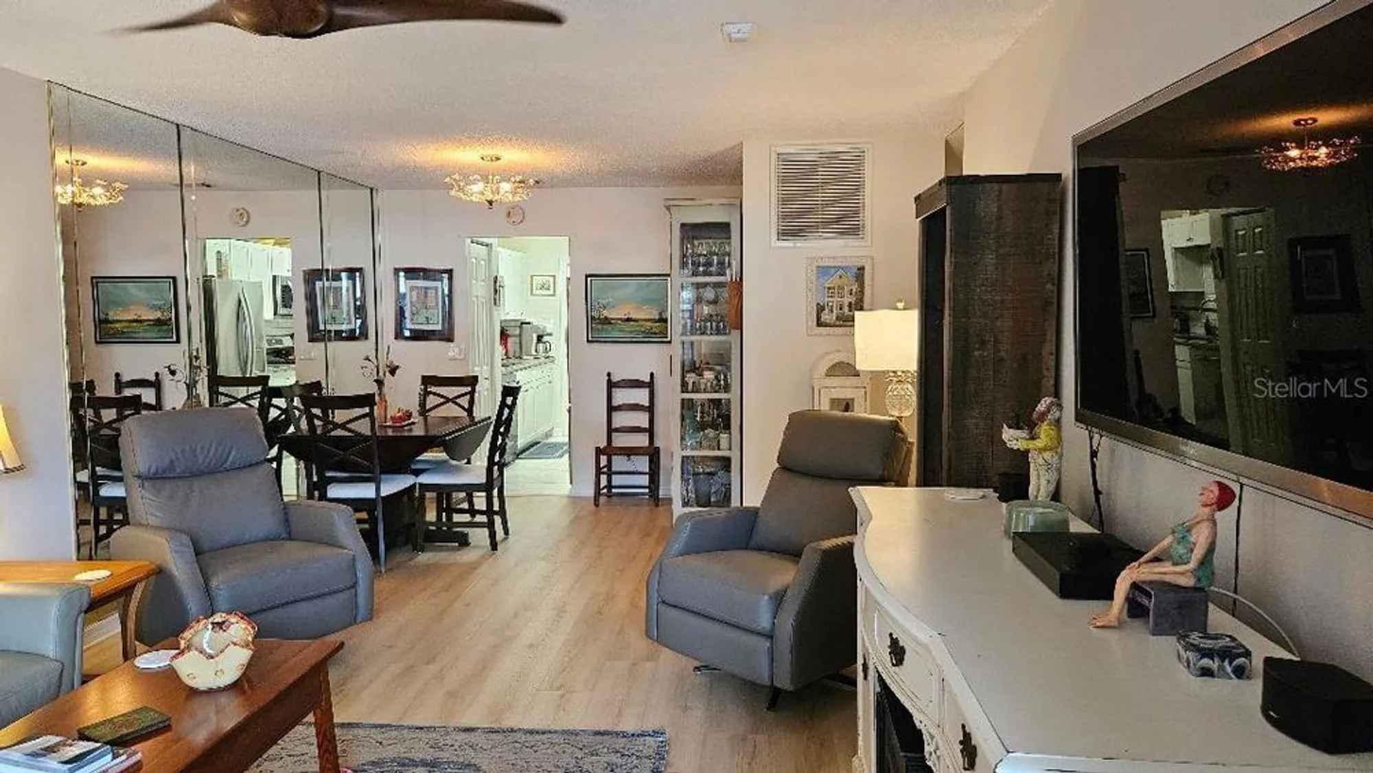Property Slideshow image 11 of 33 | 5975 terrace park dr n unit 105, Saint Petersburg, FL, 33709
