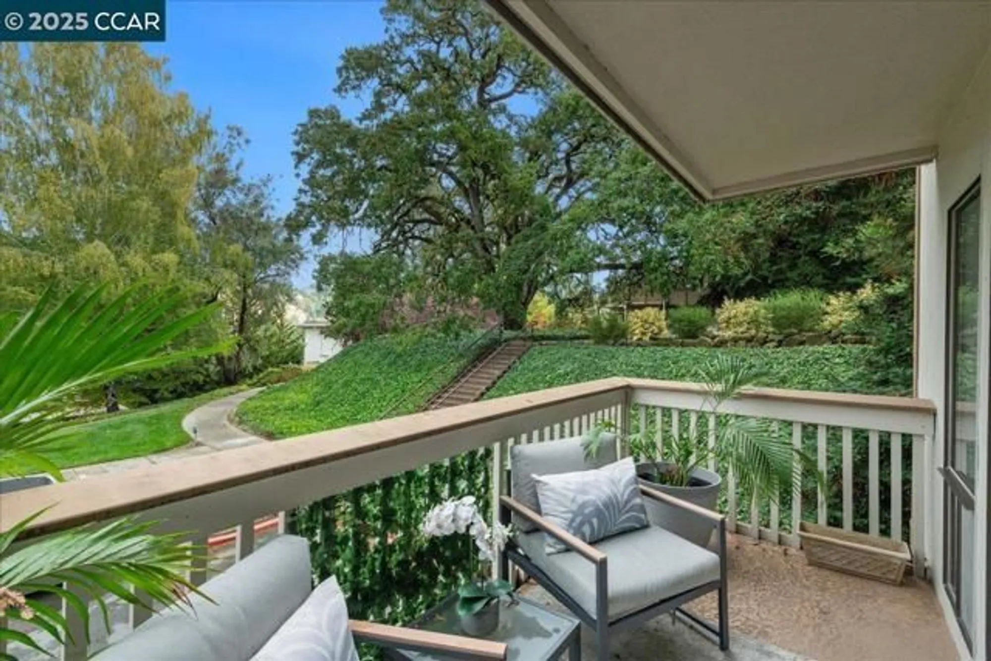 Property Slideshow image 25 of 60 | 1317 canyonwood ct 4, Walnut Creek, CA, 94595