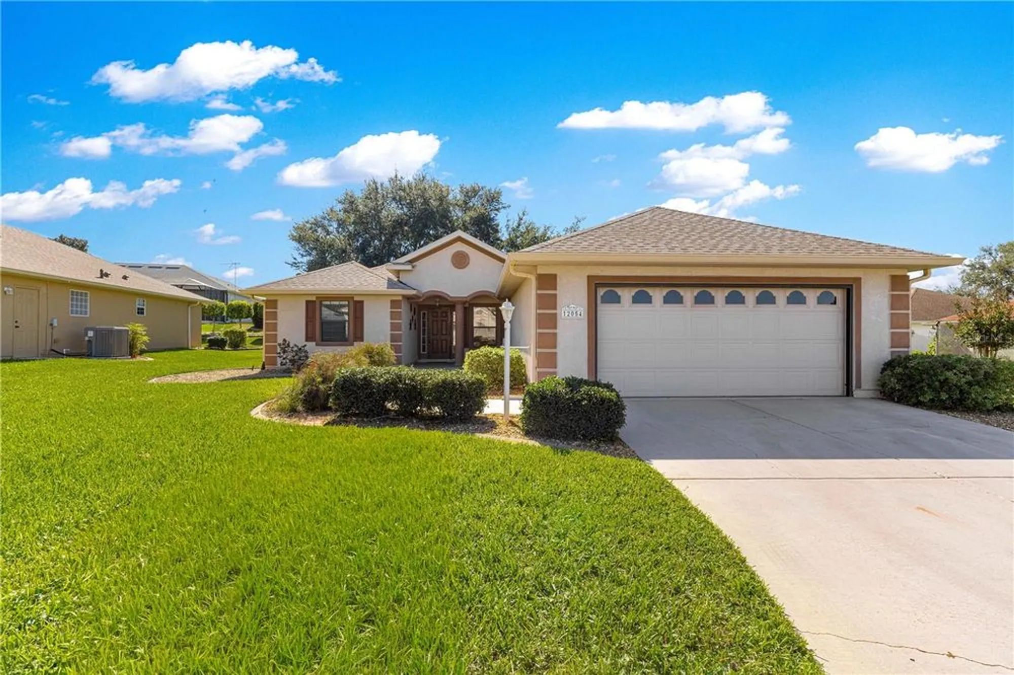 Property Slideshow image 2 of 39 | 12054 se 174th pl, Summerfield, FL, 34491