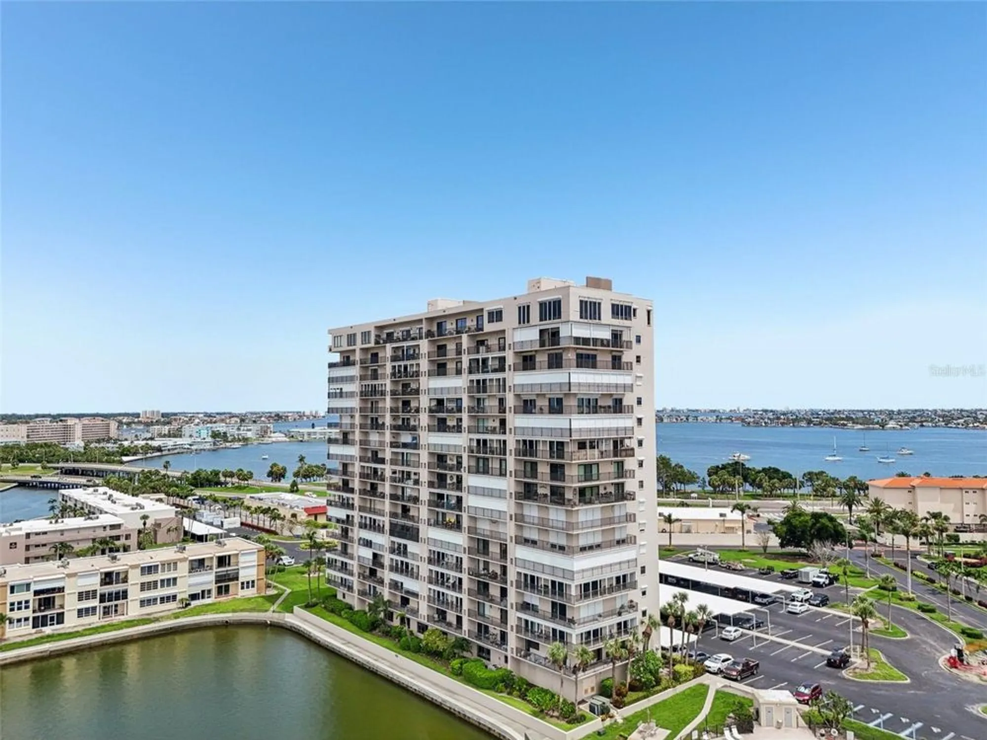 Property Slideshow image 23 of 29 | 7300 sun island dr 1602, South Pasadena, FL, 33707