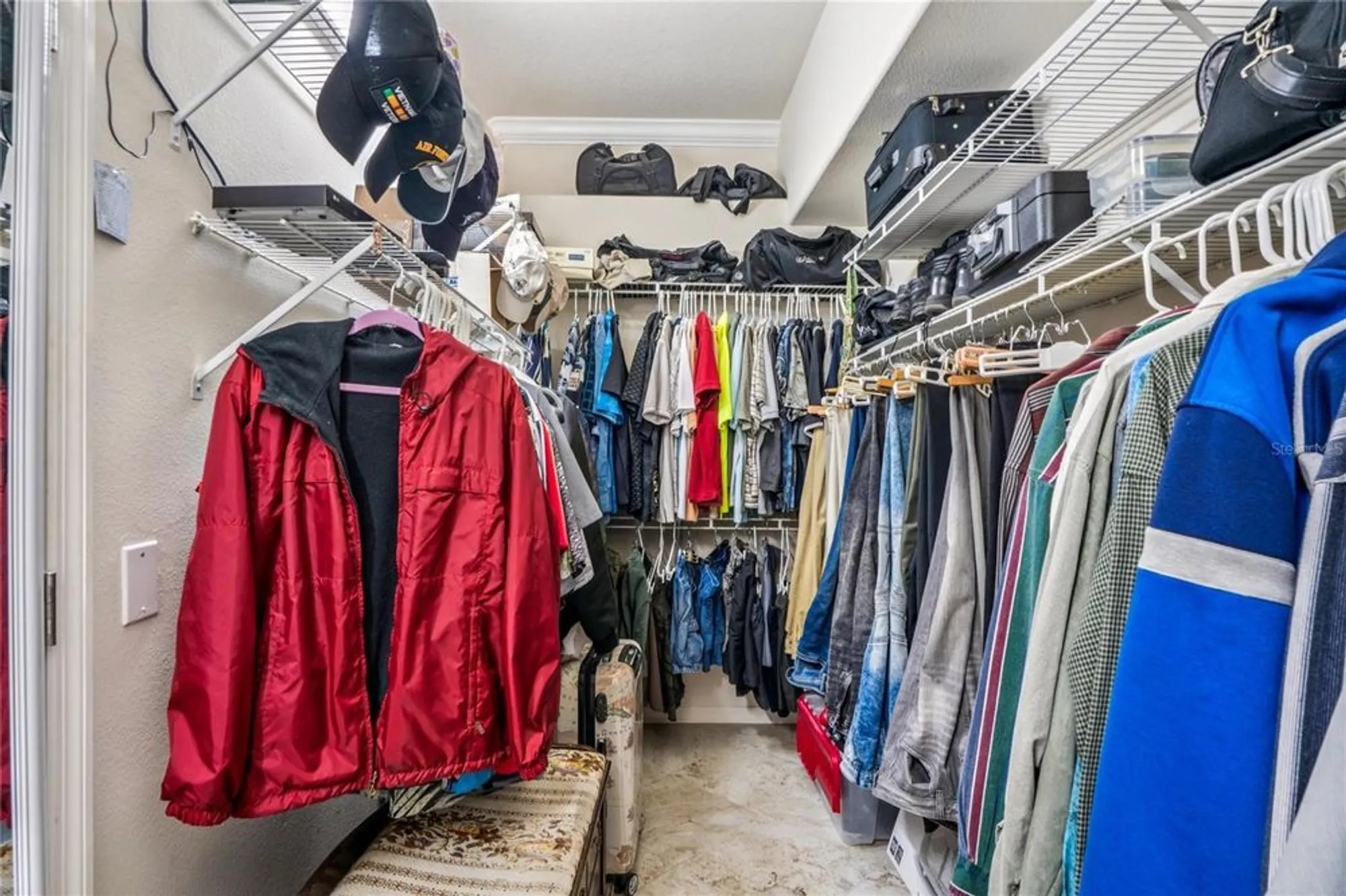 Property Slideshow image 38 of 100 | 9298 grand cypress dr, Weeki Wachee, FL, 34613