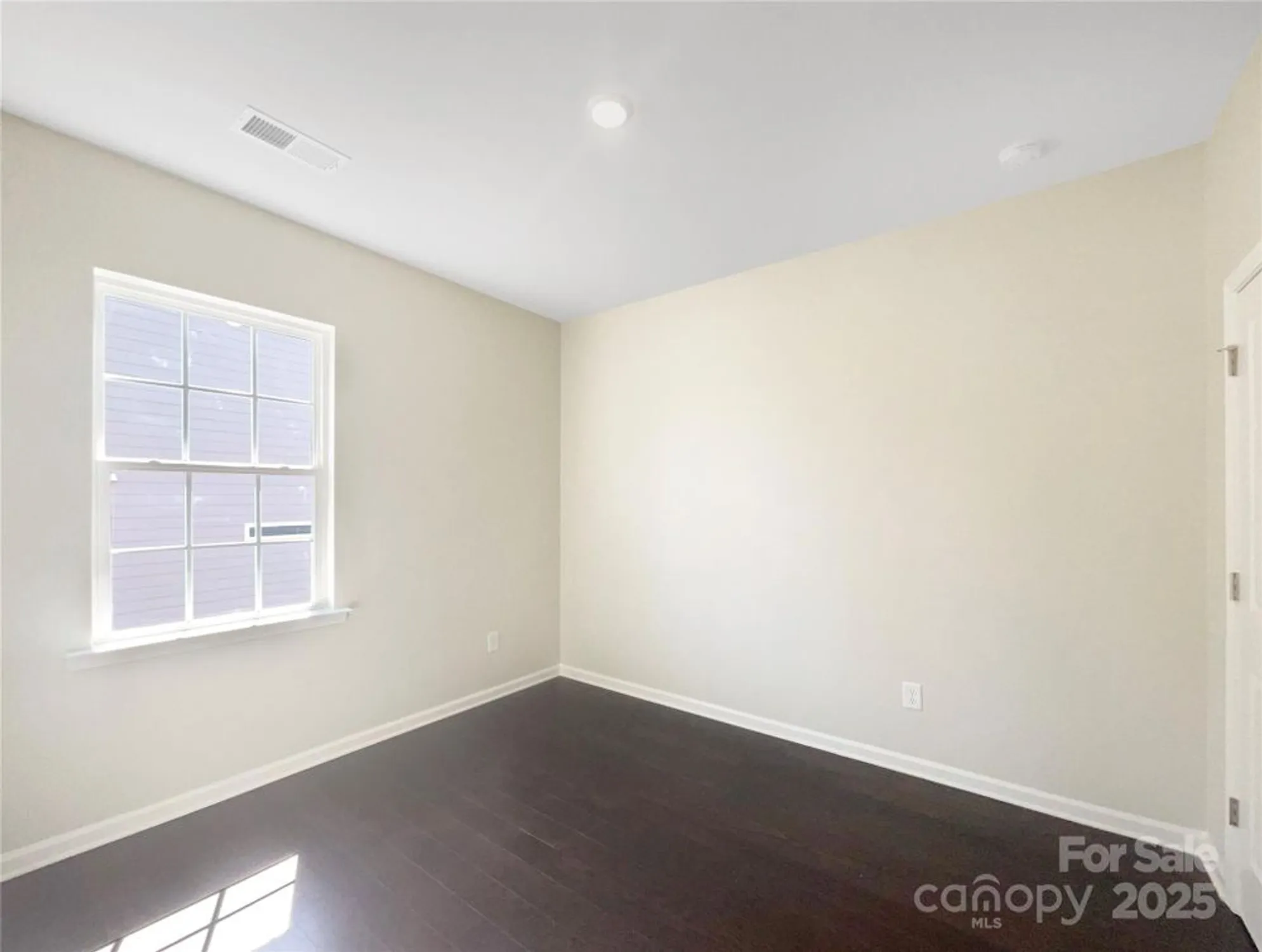 Property Slideshow image 9 of 22 | 15633 aviary orchard way, Charlotte, NC, 28278