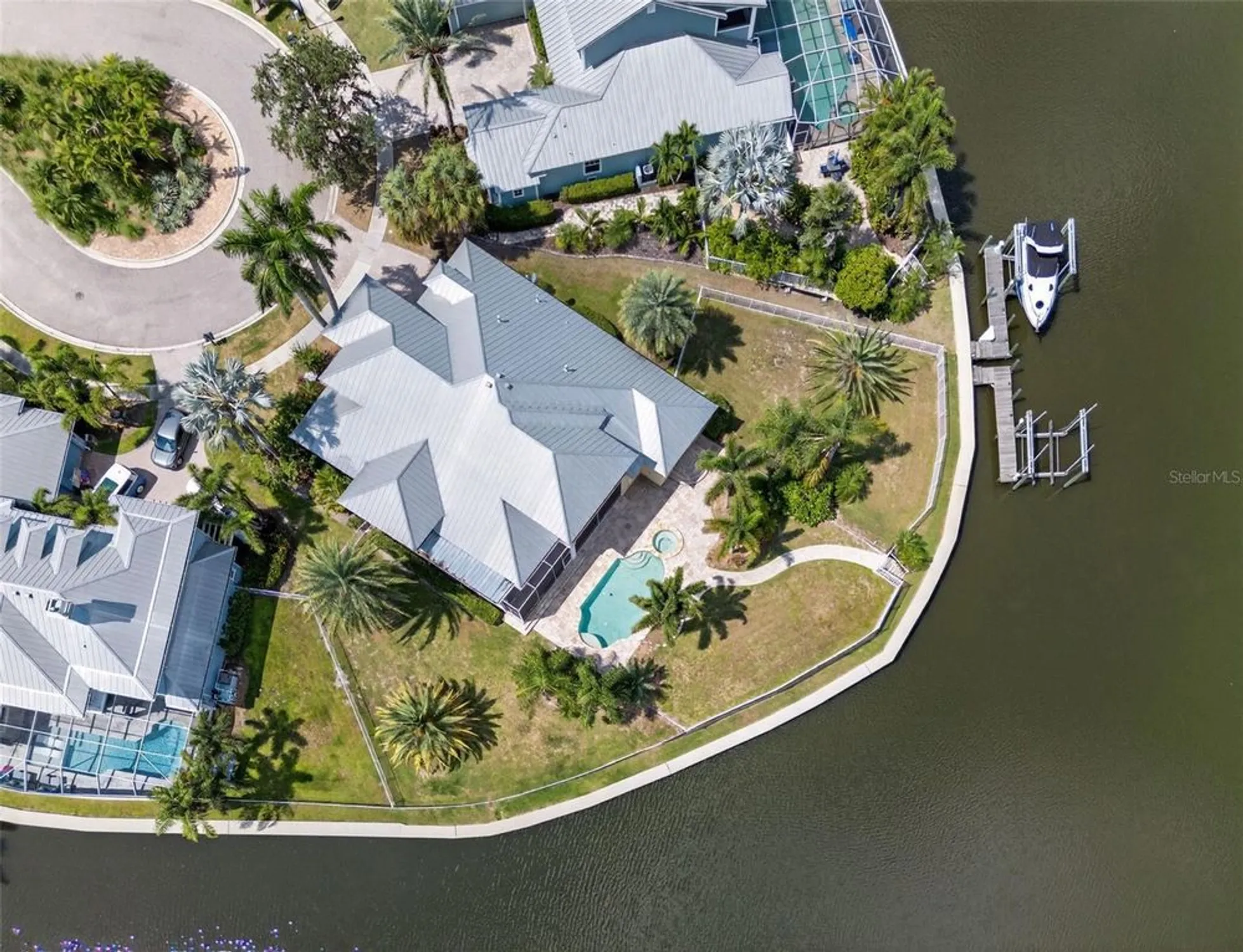 Property Slideshow image 47 of 56 | 5617 seagrass pl, Apollo Beach, FL, 33572