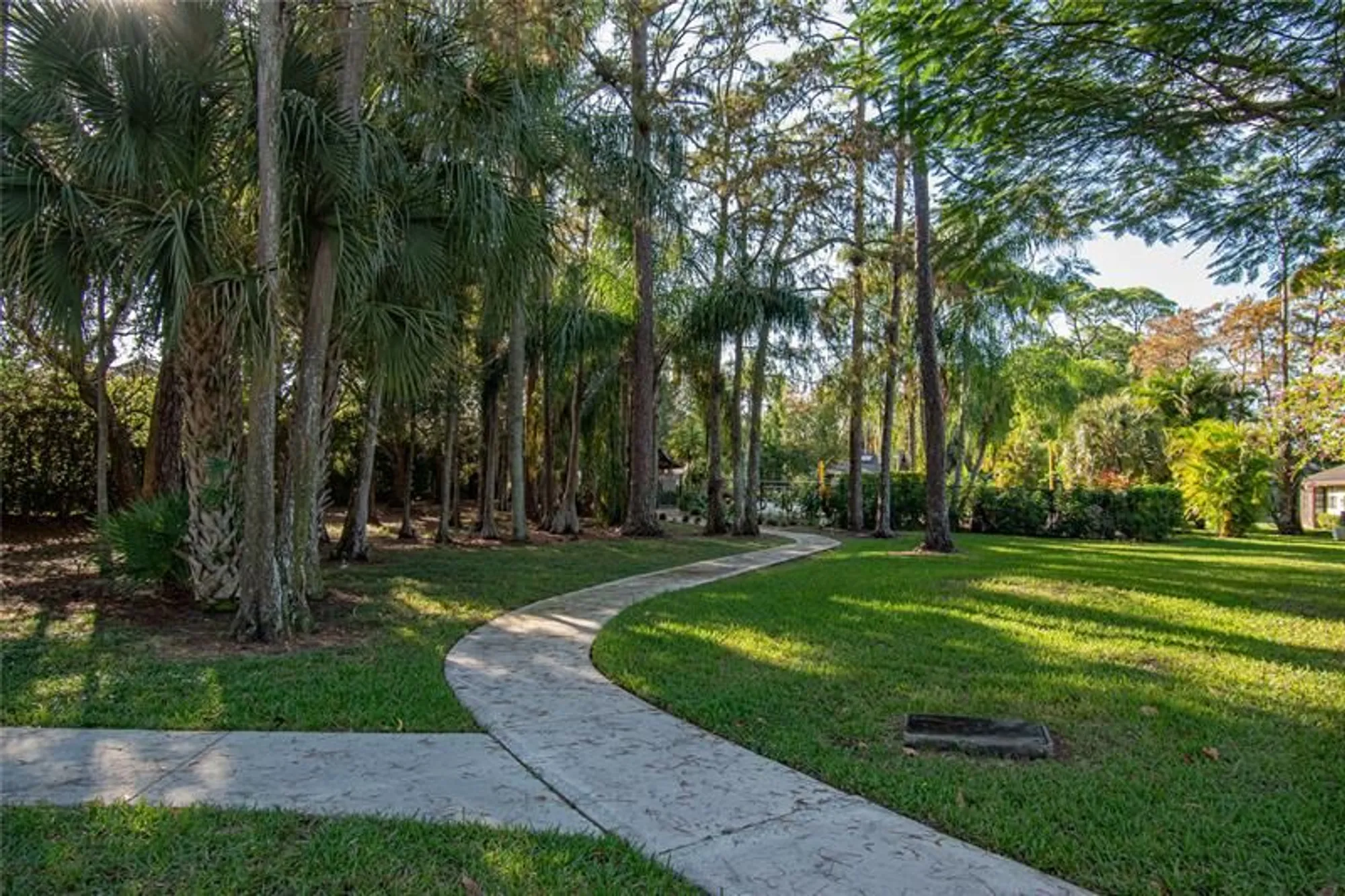Property Slideshow image 43 of 64 | 381 ottawa ct, Royal Palm Beach, FL, 33411