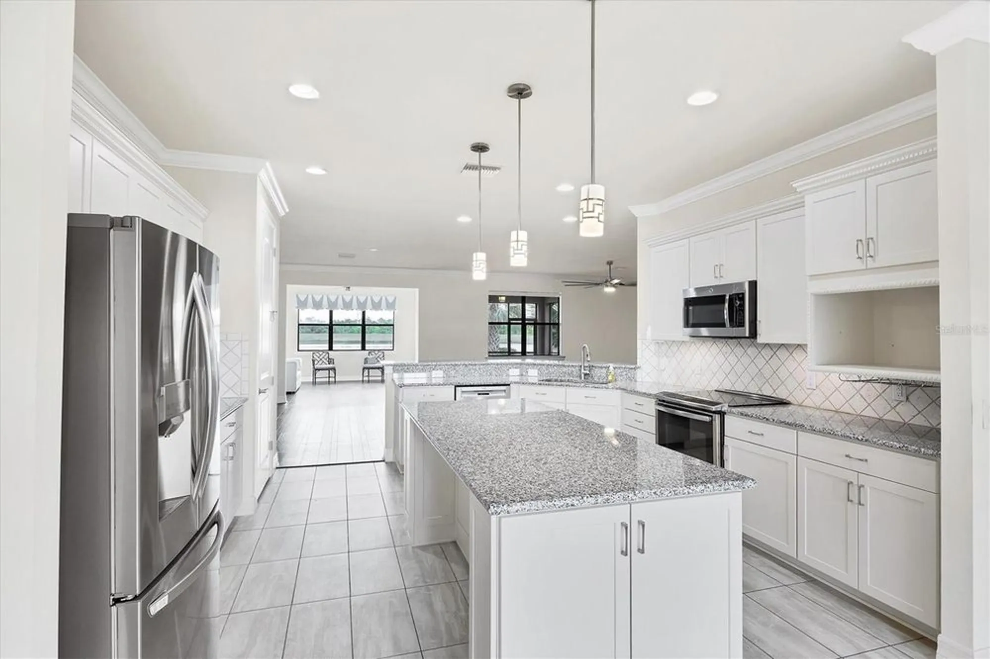 Property Slideshow image 14 of 54 | 5923 snowy egret dr, Sarasota, FL, 34238