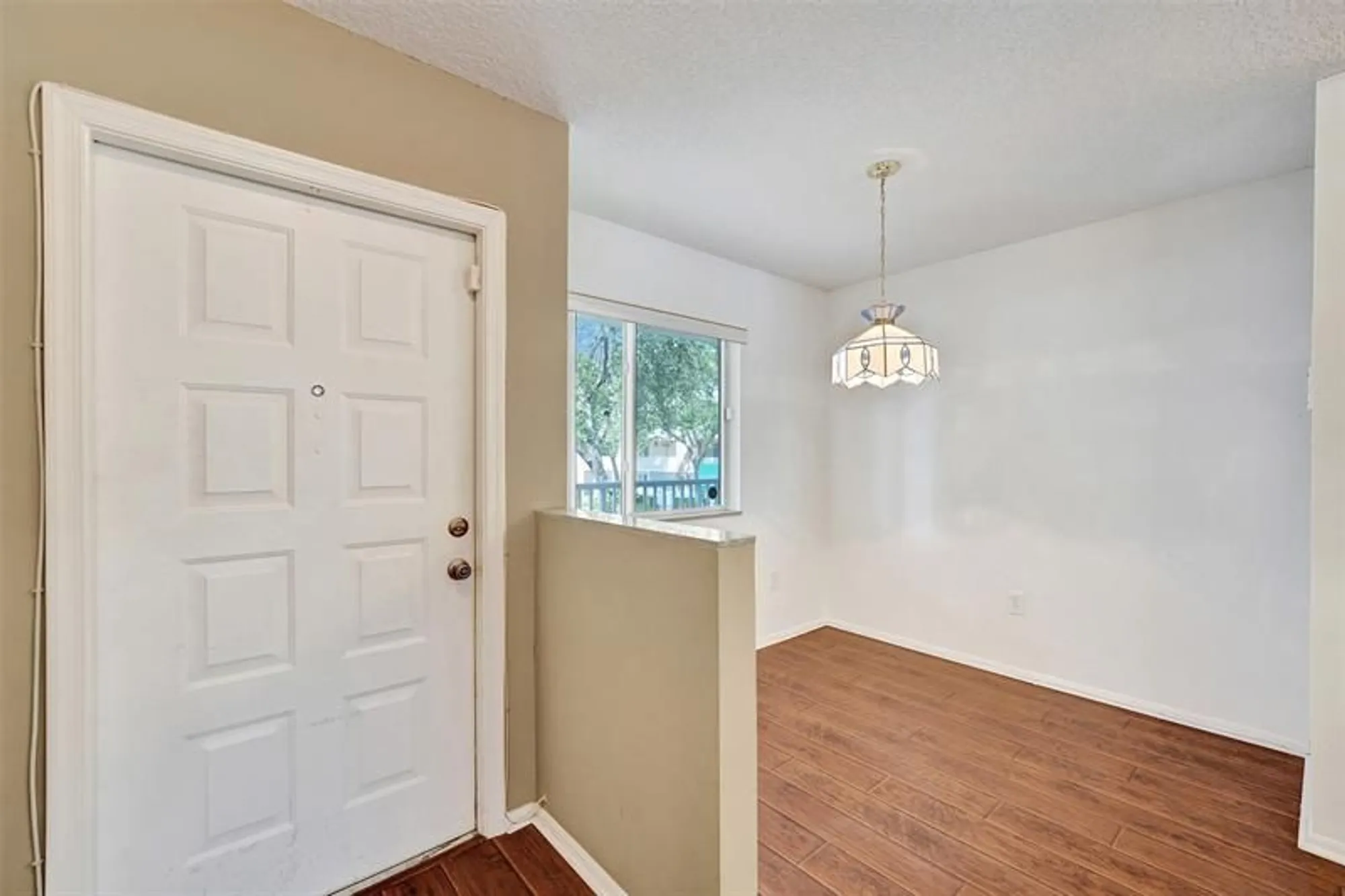 Property Slideshow image 4 of 69 | 9563 weldon cir apt d212, Fort Lauderdale, FL, 33321