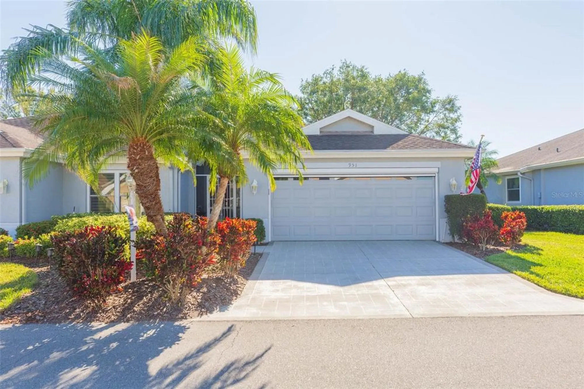 Property Slideshow image 1 of 72 | 951 villeroy greens dr, Sun City Center, FL, 33573