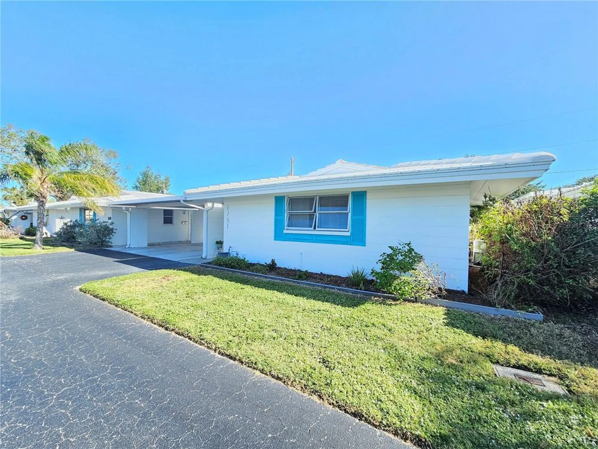 Property Slideshow image 1 of 38 | 1751 caribbean cir 30, Venice, FL, 34293
