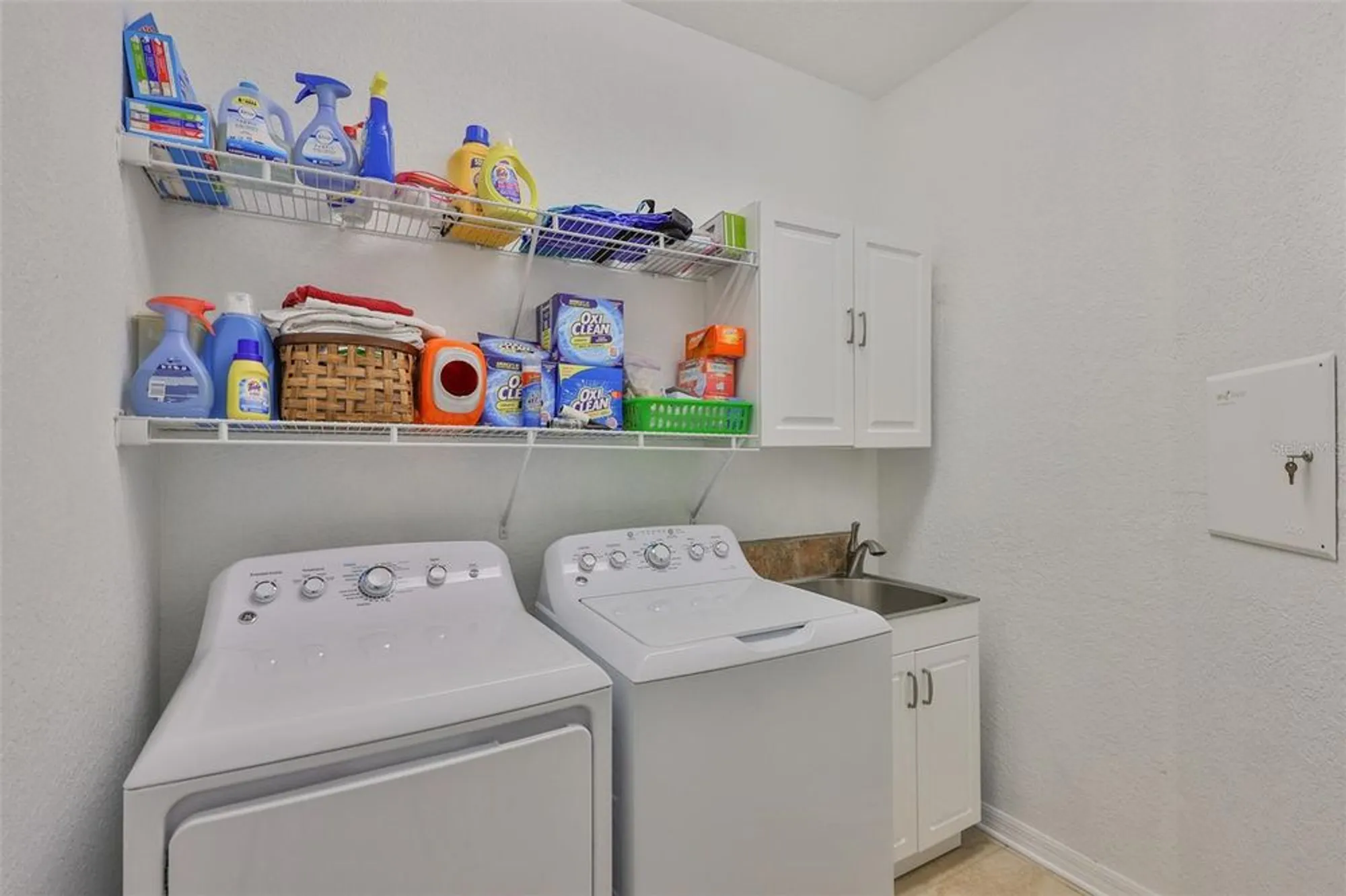 Property Slideshow image 44 of 57 | 1360 emerald dunes dr, Sun City Center, FL, 33573