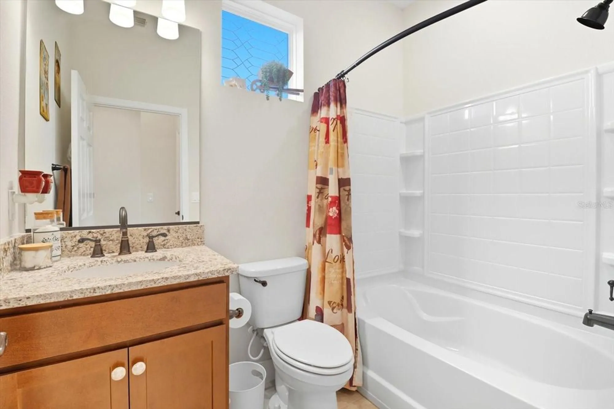 Property Slideshow image 9 of 62 | 5312 nw 33rd pl, Ocala, FL, 34482