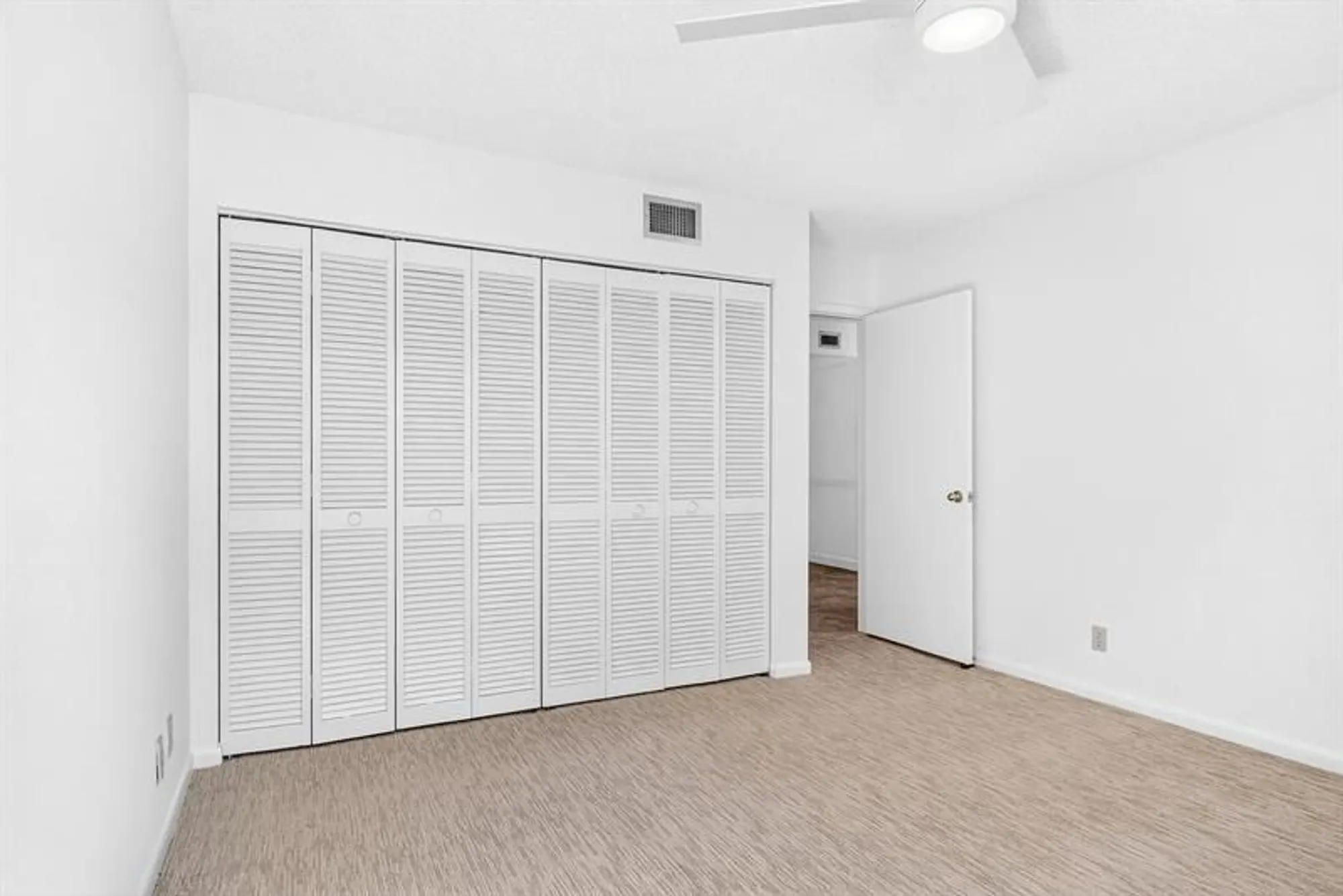 Property Slideshow image 21 of 38 | 5021 oak hill ln apt 115, Delray Beach, FL, 33484