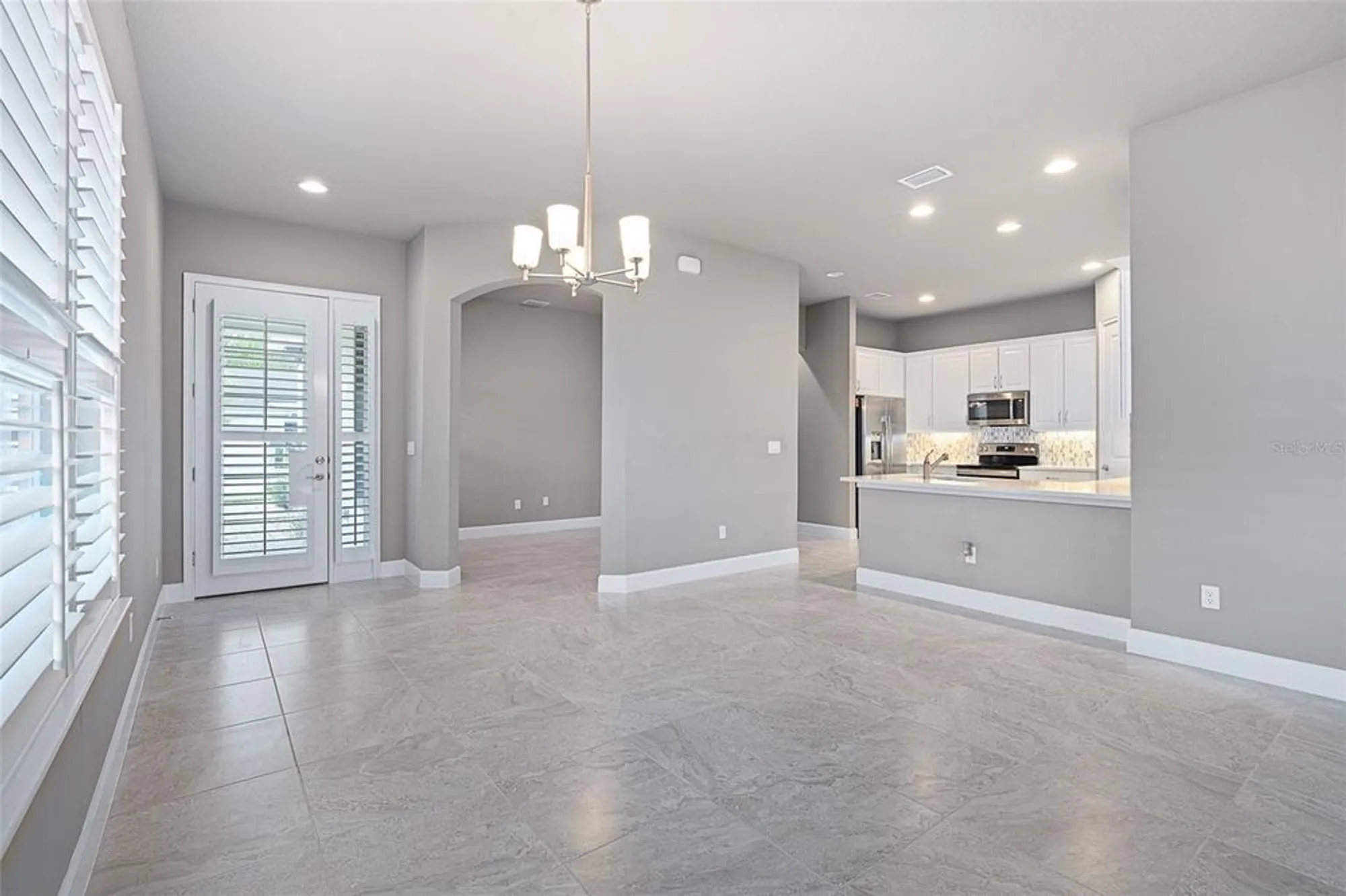 Property Slideshow image 11 of 47 | 856 pinewood dr, Ormond Beach, FL, 32174