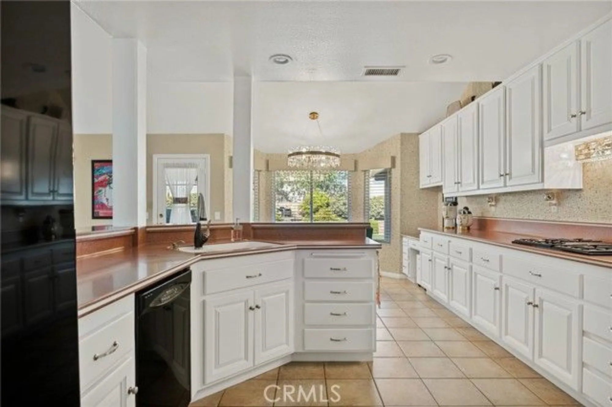Property Slideshow image 16 of 52 | 1521 fairway oaks ave, Banning, CA, 92220