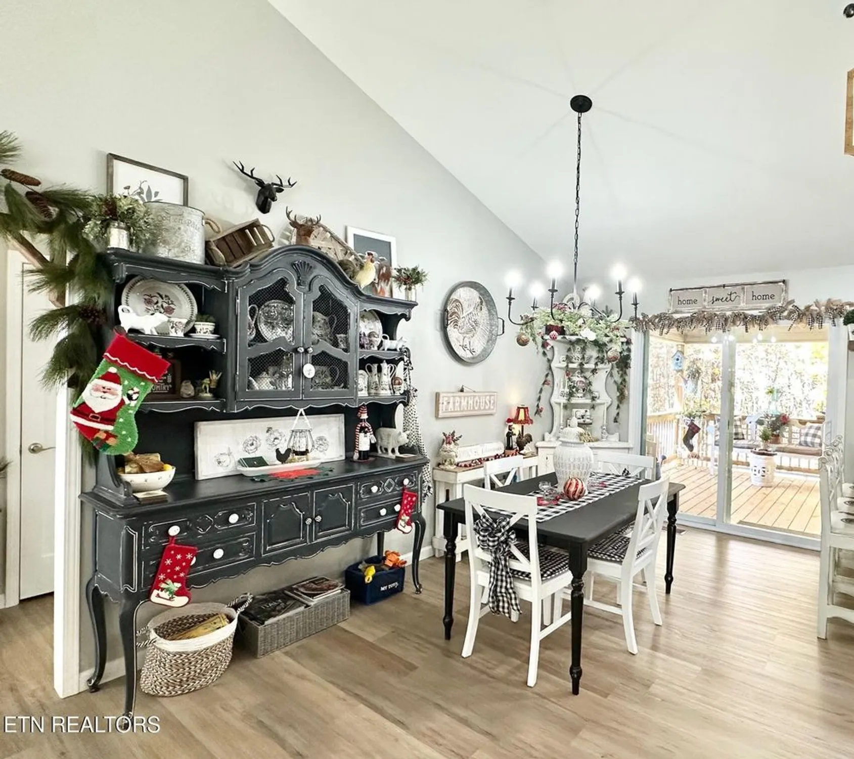 Property Slideshow image 13 of 27 | 311 lakeview dr, Crossville, TN, 38558