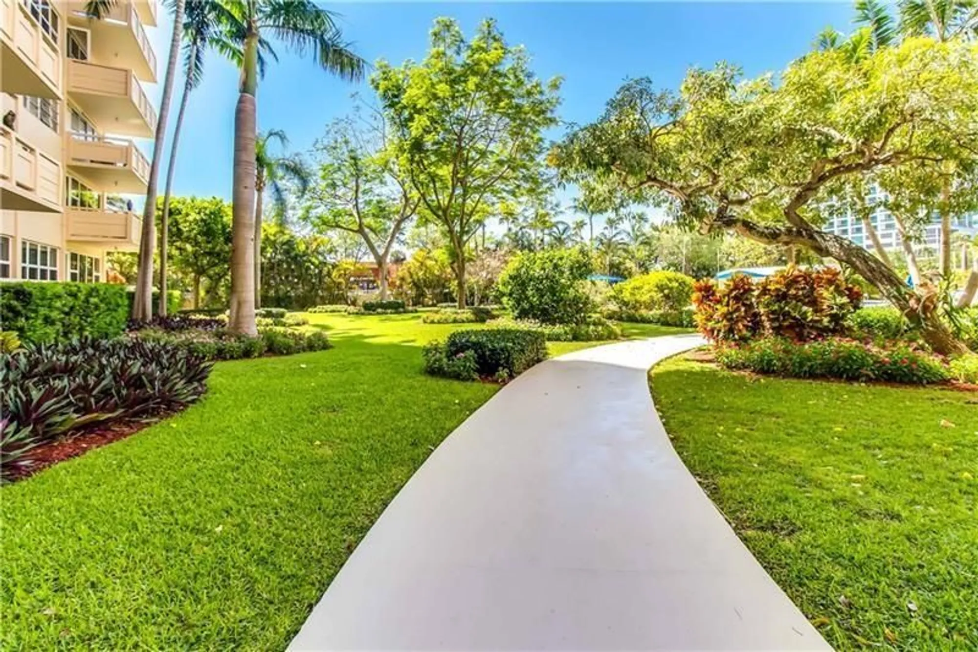 Property Slideshow image 39 of 47 | 3333 ne 34th st 1214, Fort Lauderdale, FL, 33308