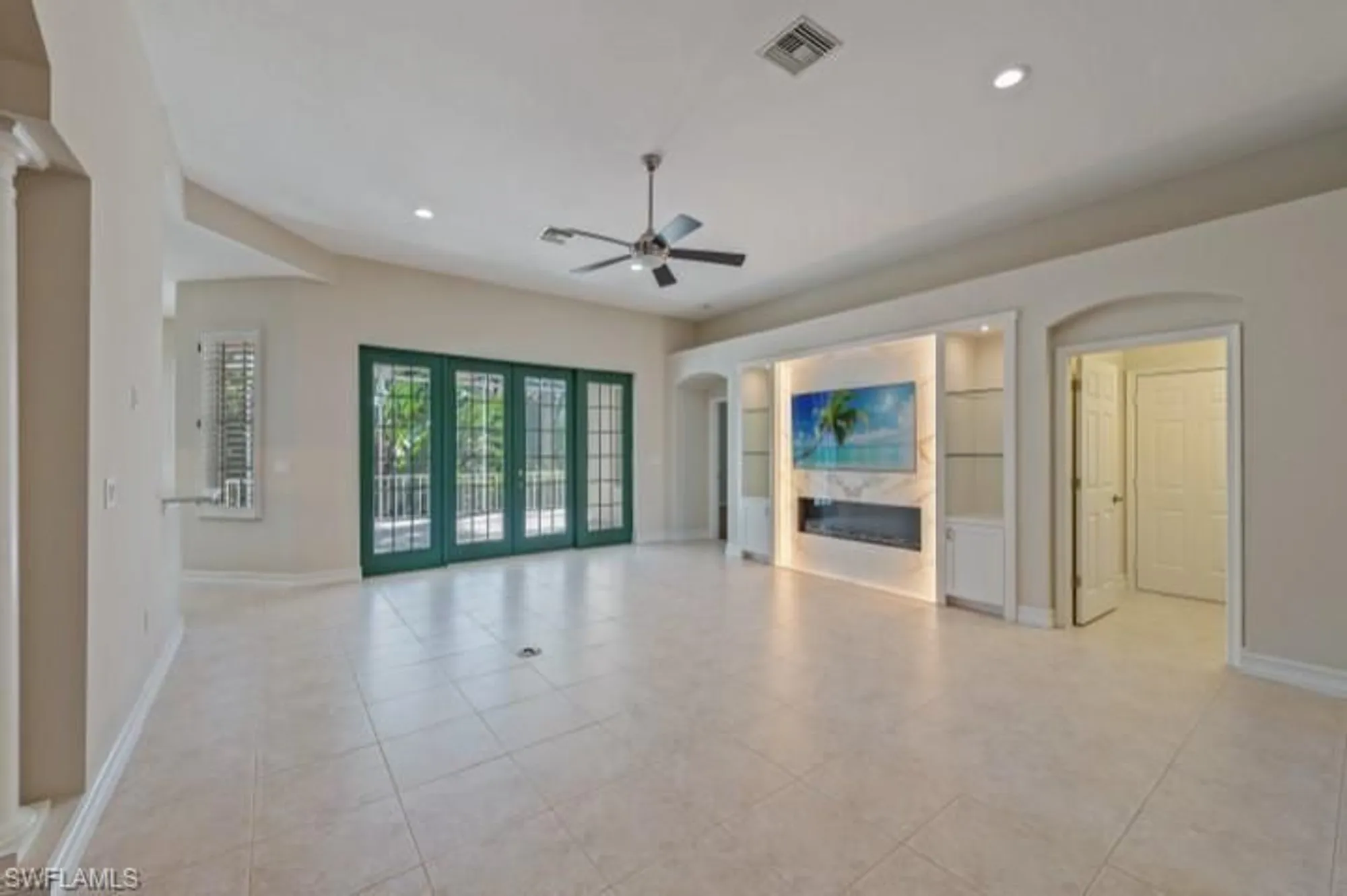 Property Slideshow image 4 of 32 | 27188 shell ridge cir, Bonita Springs, FL, 34134