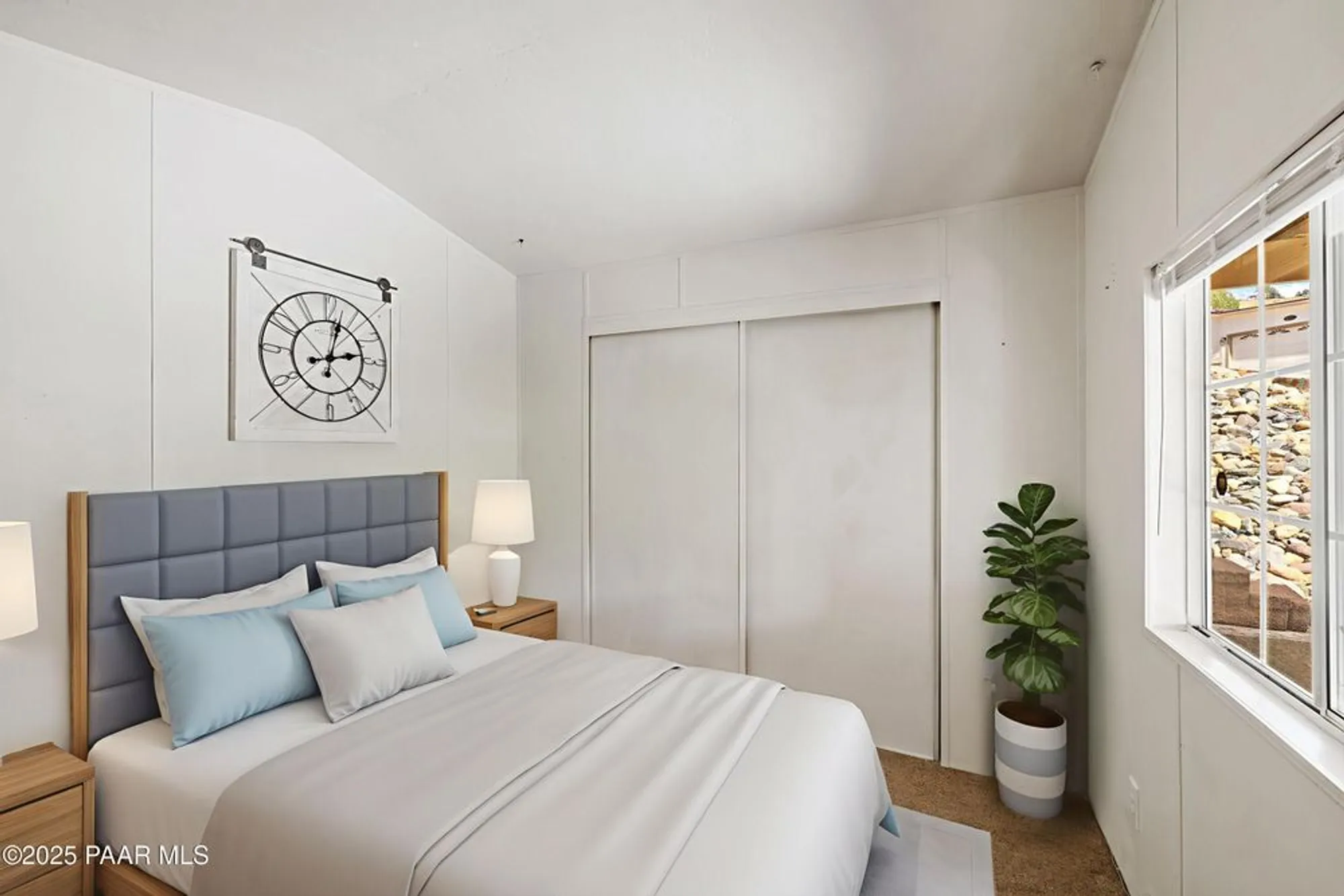 Property Slideshow image 9 of 17 | 2486 hilltop rd, Prescott, AZ, 86301