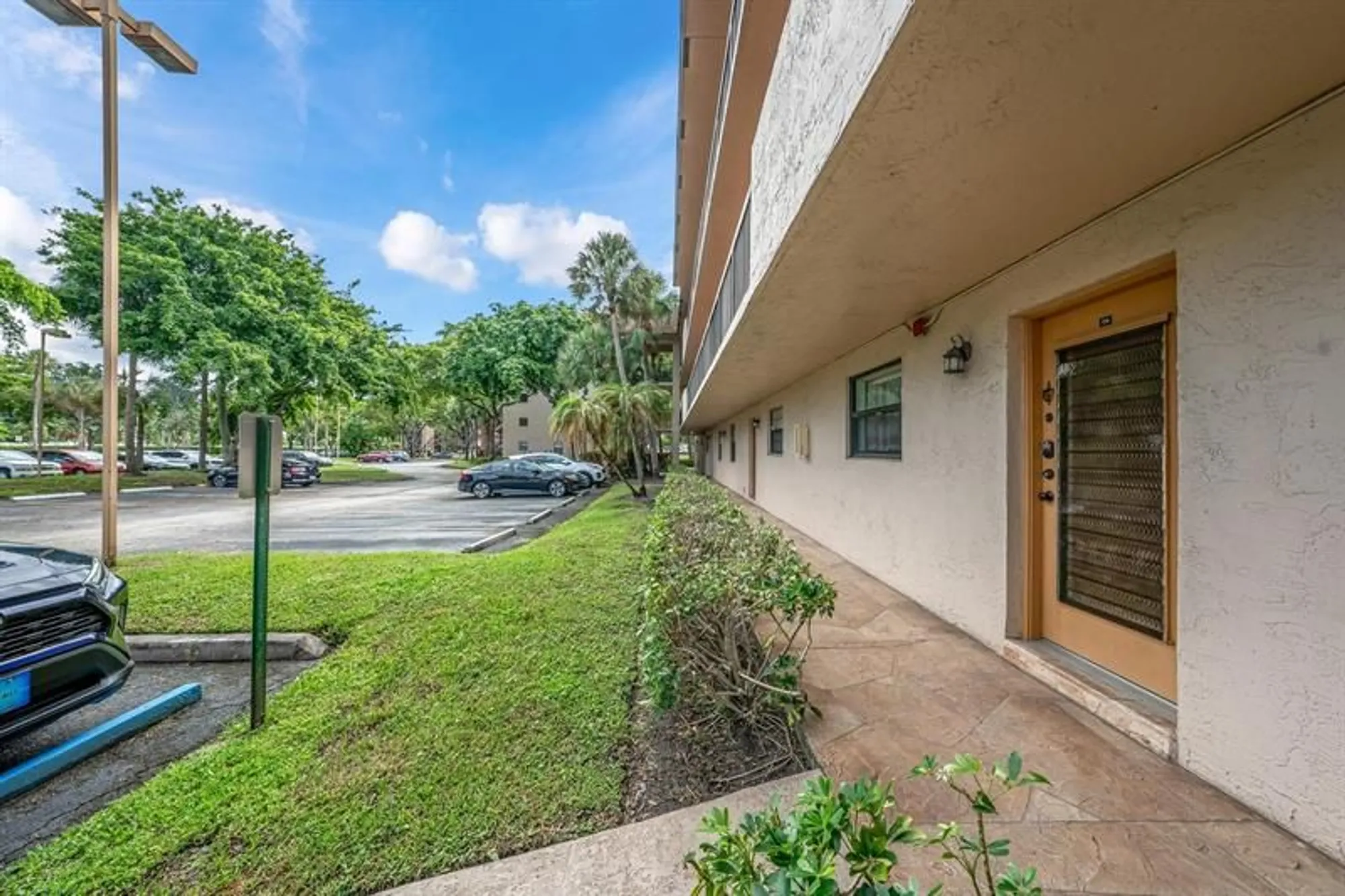 Property Slideshow image 22 of 32 | 4955 e sabal palm blvd 104, Tamarac, FL, 33319