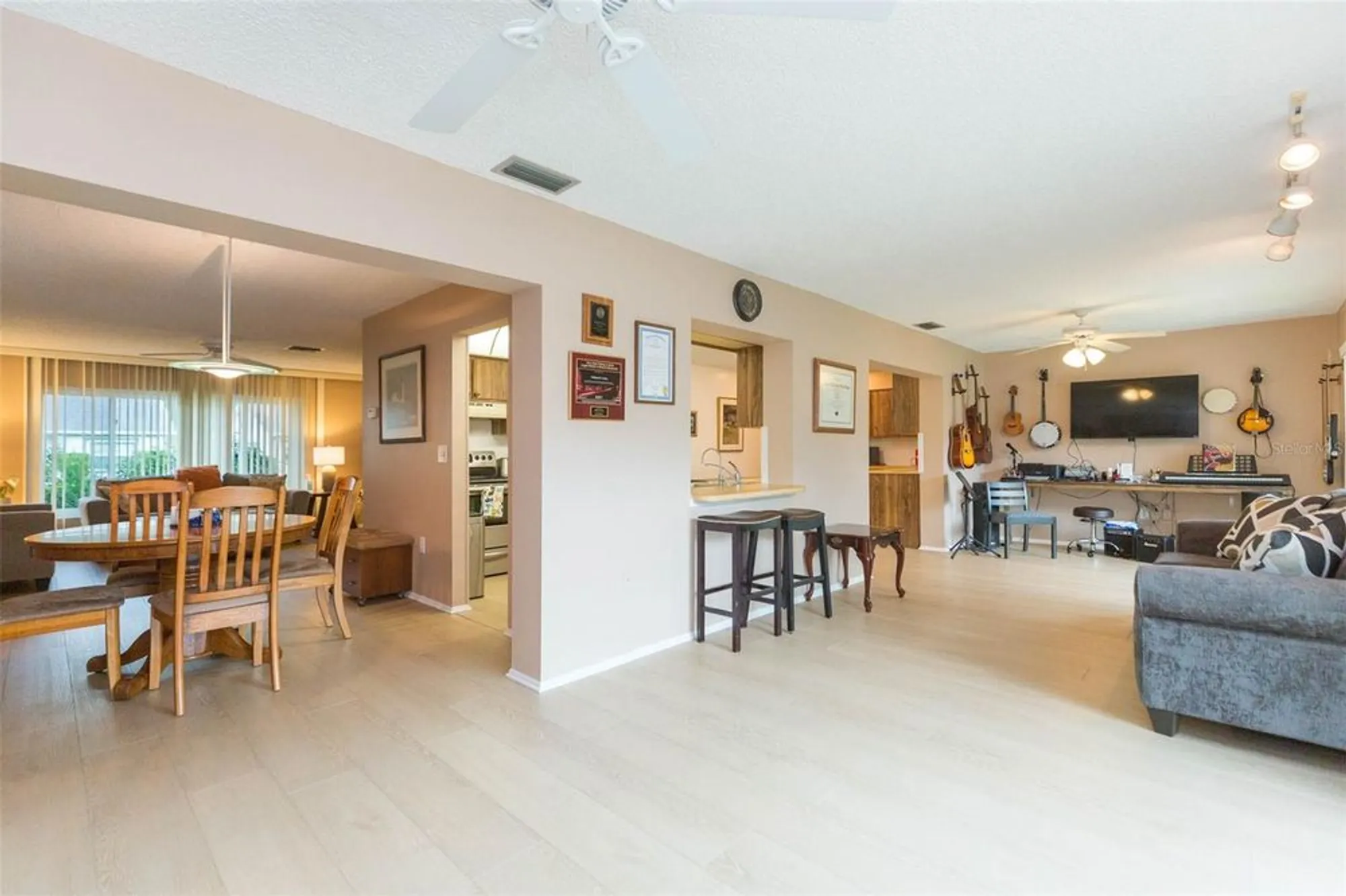 Property Slideshow image 21 of 37 | 1145 lanyard st, Palm Harbor, FL, 34685