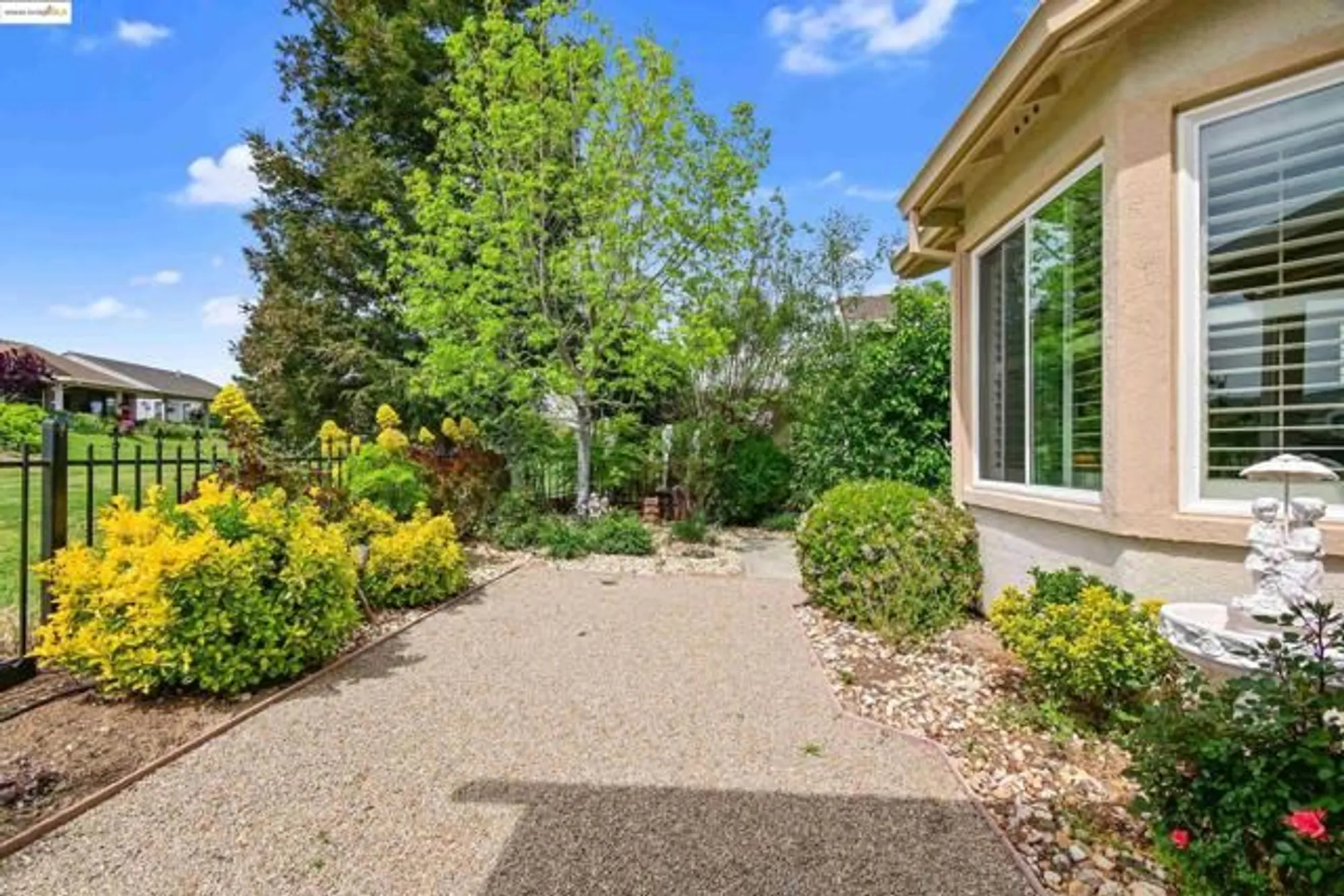 Property Slideshow image 30 of 39 | 746 richardson dr, Brentwood, CA, 94513