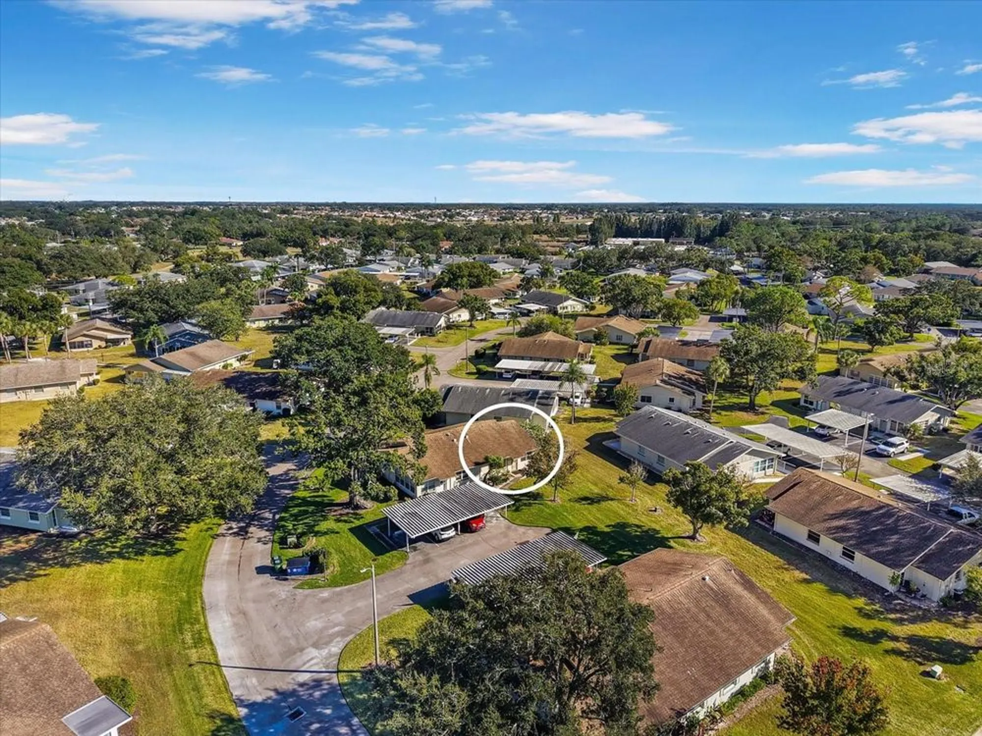 Property Slideshow image 18 of 25 | 2205 grenadier dr, Sun City Center, FL, 33573