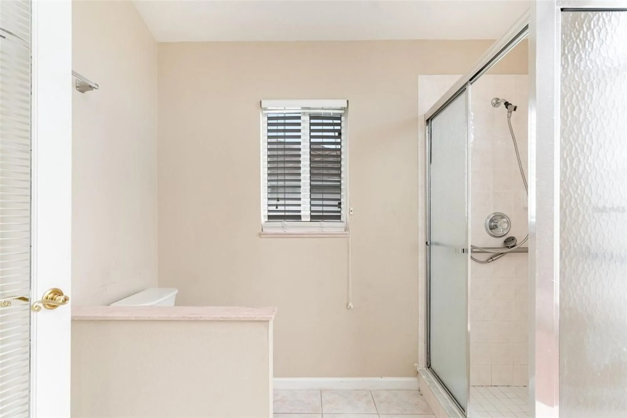 Property Slideshow image 16 of 26 | 5519 nw 25th loop, Ocala, FL, 34482