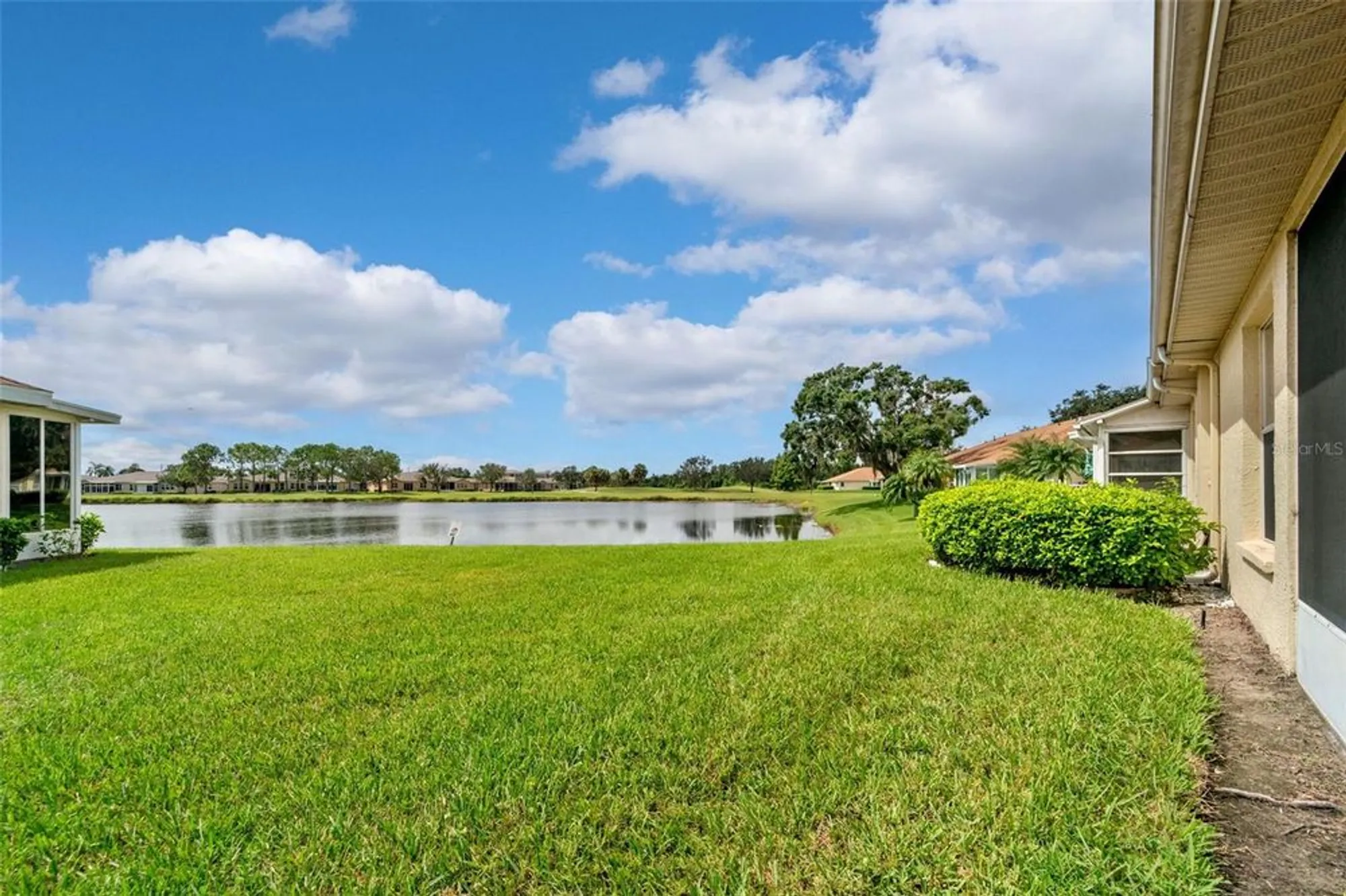 Property Slideshow image 25 of 43 | 2531 new haven cir # 2531, Sun City Center, FL, 33573