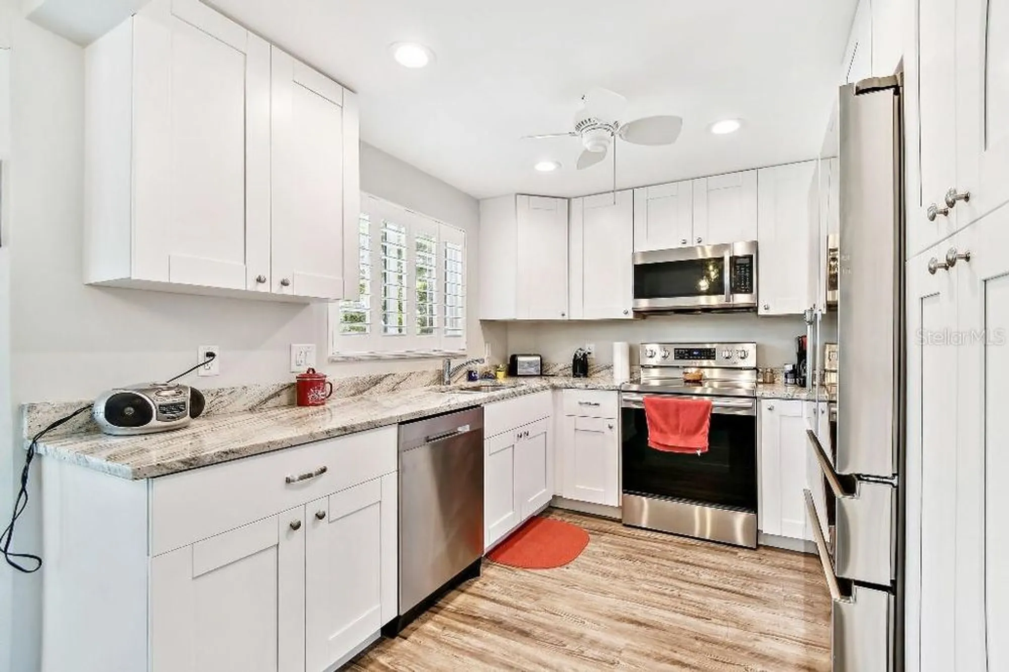 Property Slideshow image 15 of 23 | 2291 americus blvd 41, Clearwater, FL, 33763