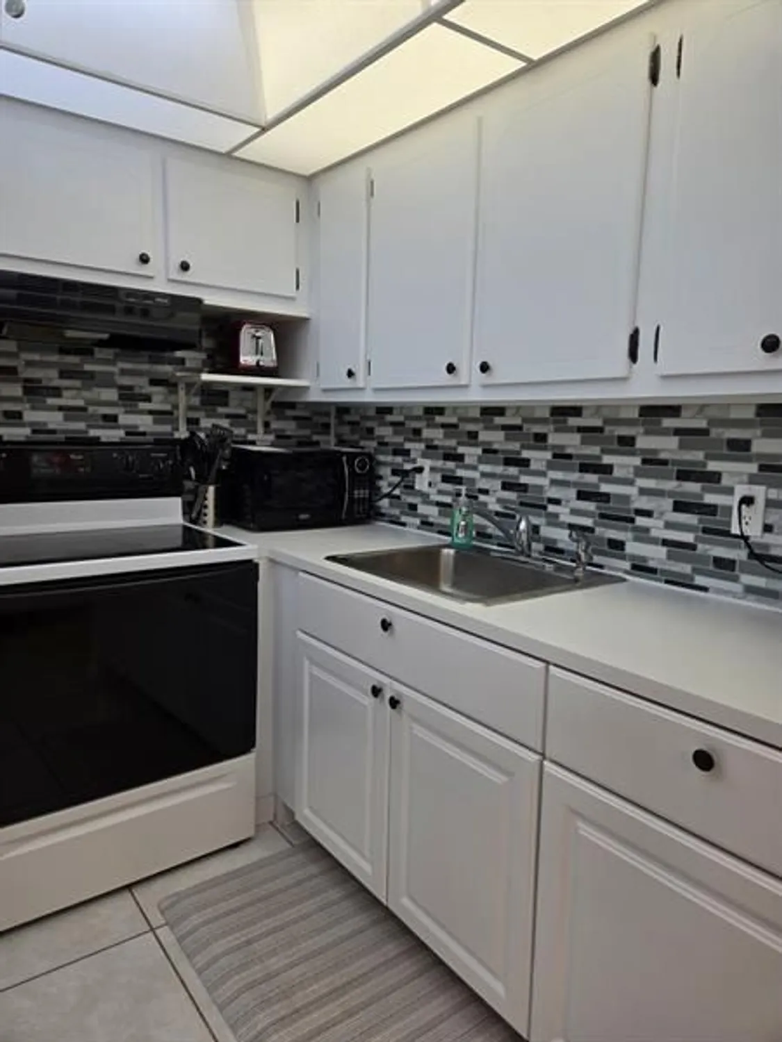 Property Slideshow image 5 of 66 | 30 islewood b # 30, Deerfield Beach, FL, 33442