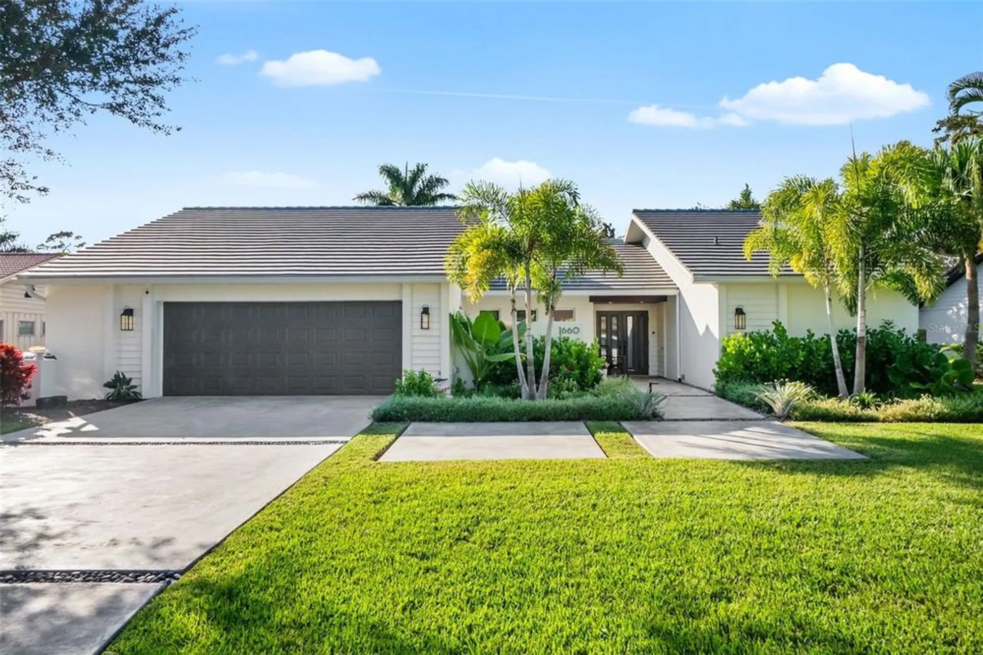 Property Slideshow image 1 of 66 | 1660 pine harrier cir, Sarasota, FL, 34231