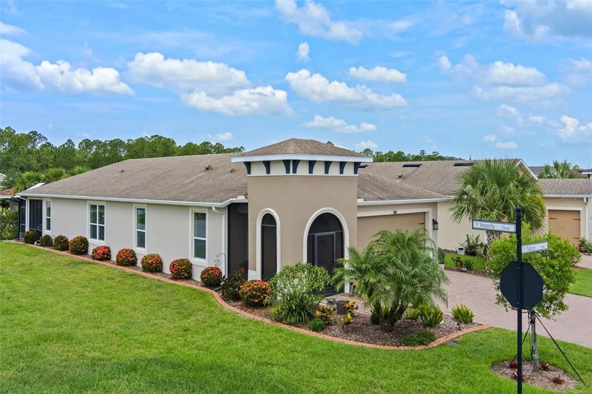 Property Slideshow image 3 of 78 | 101 palazzo ln, Poinciana, FL, 34759