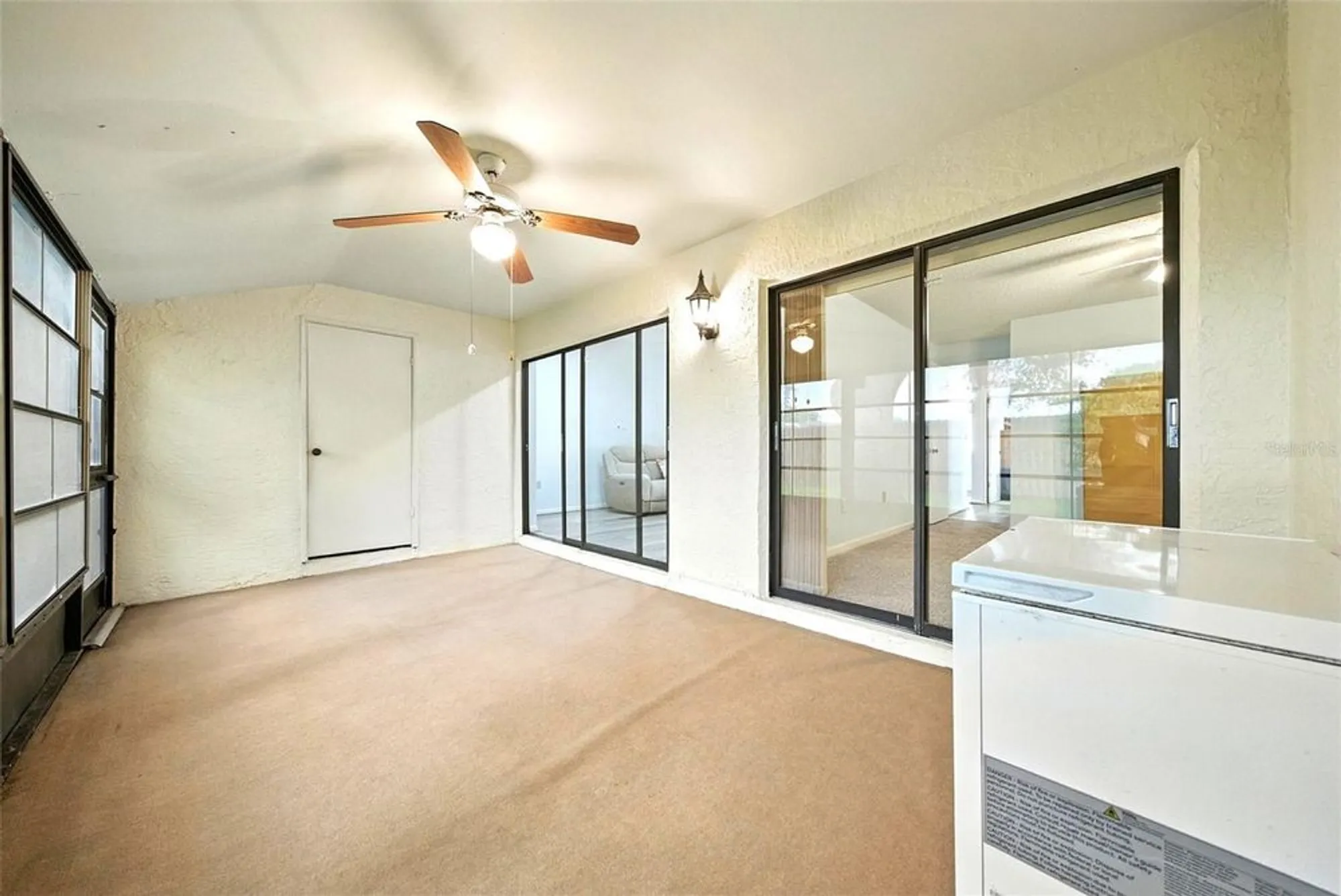 Property Slideshow image 31 of 44 | 1725 pine ridge way e, Palm Harbor, FL, 34684
