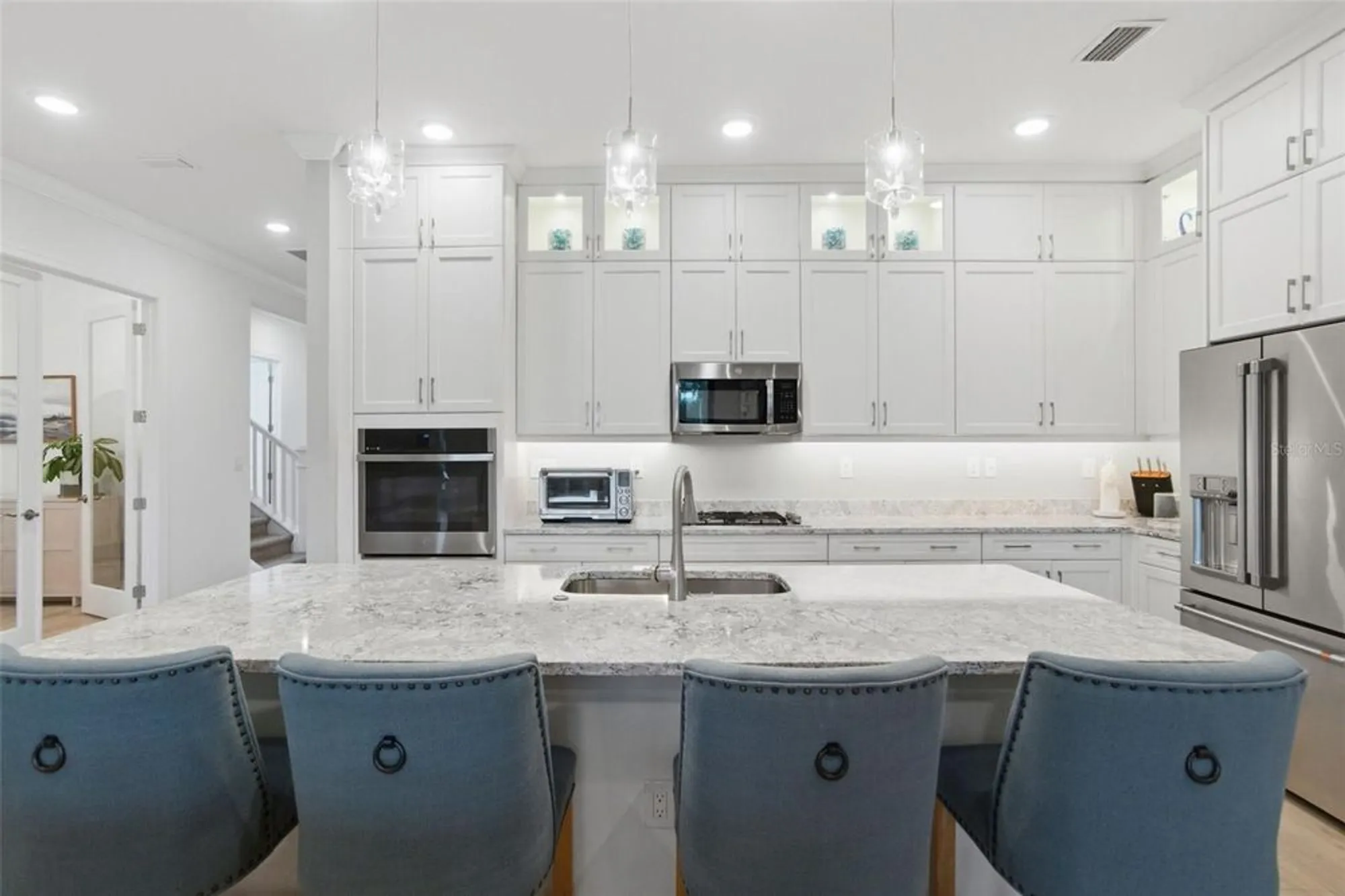 Property Slideshow image 5 of 71 | 5027 kiva cir, Bradenton, FL, 34211