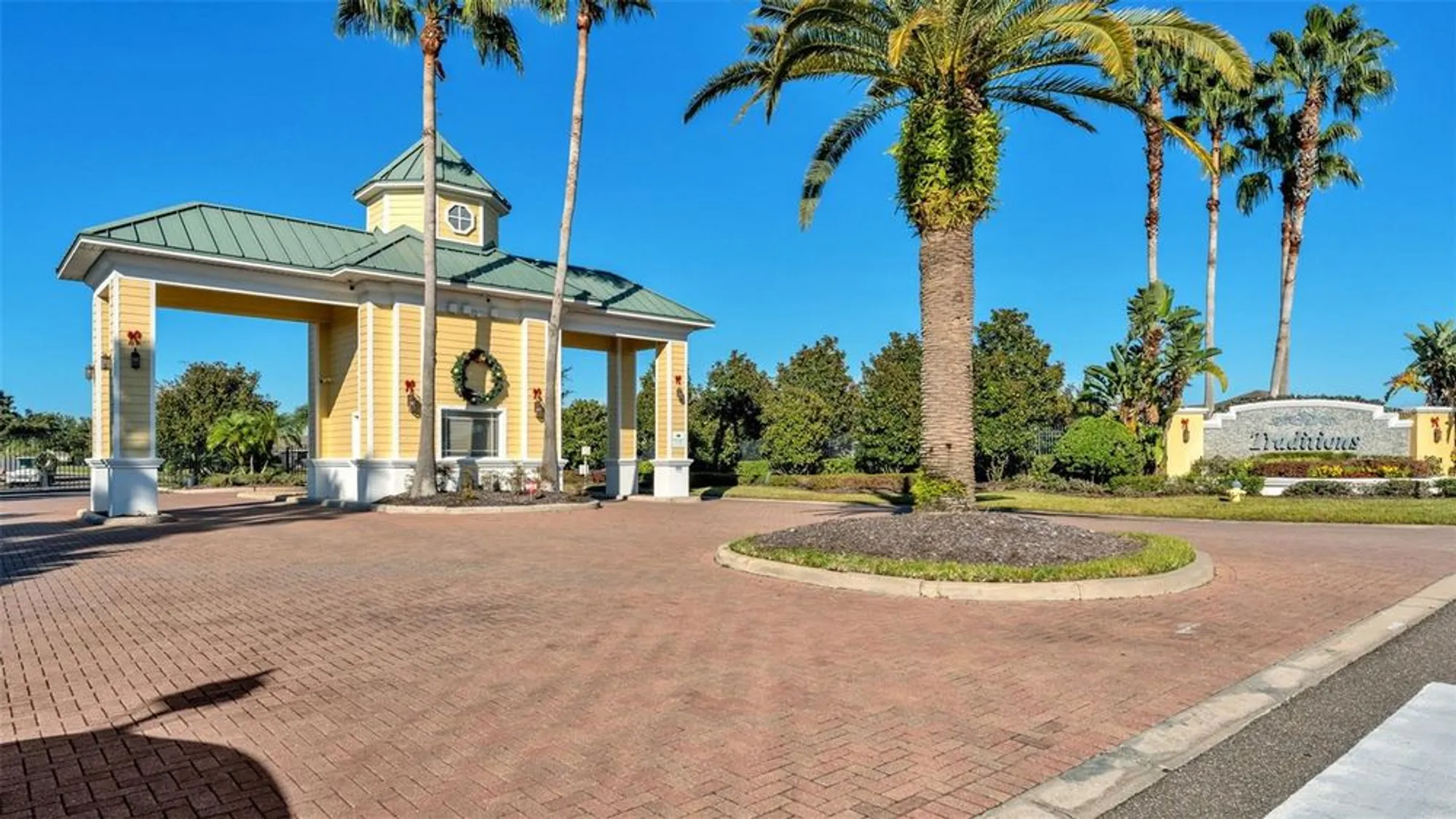 Property Slideshow image 79 of 80 | 4016 carteret dr, Winter Haven, FL, 33884