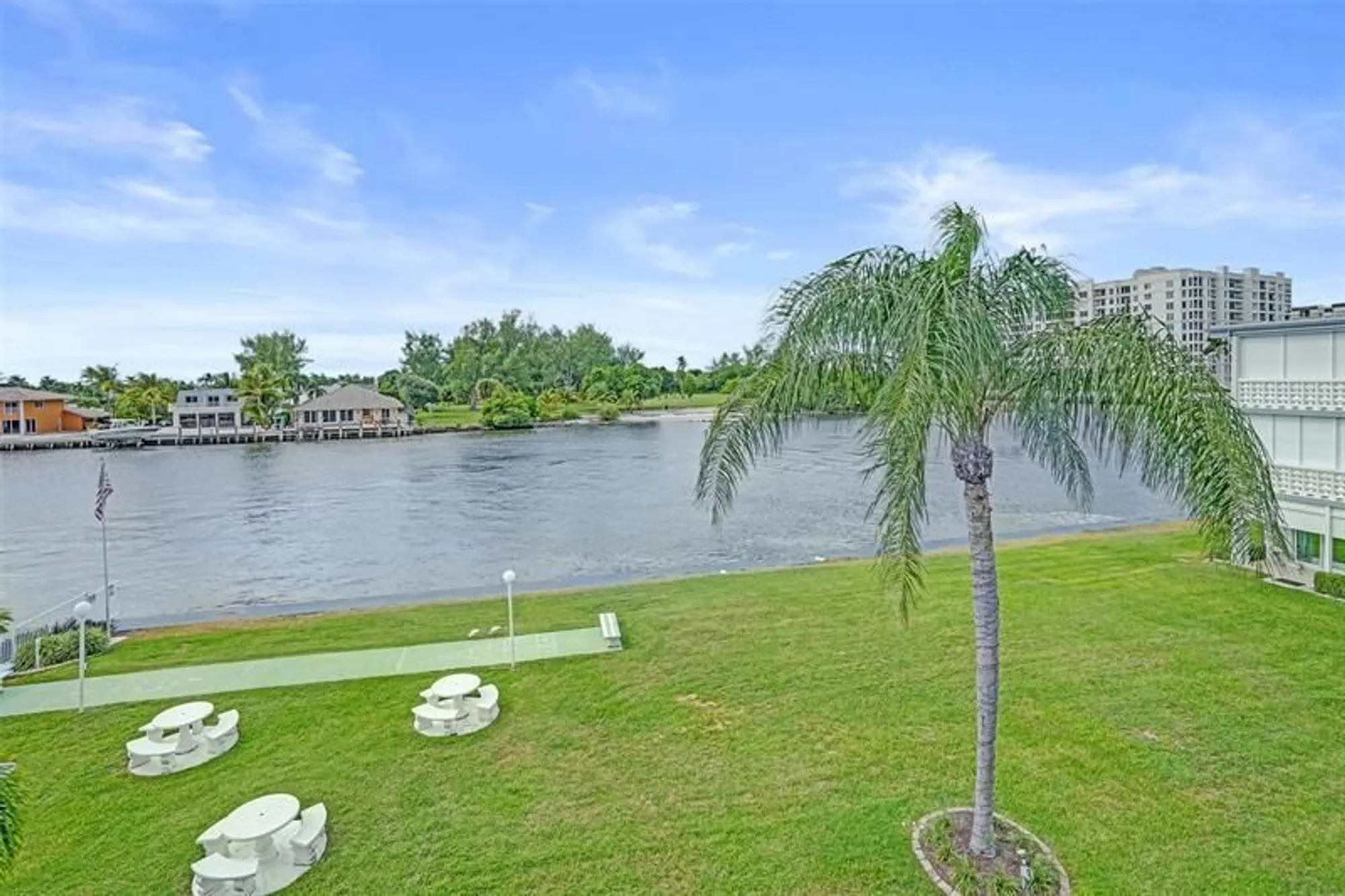 Property Slideshow image 35 of 49 | 1001 n riverside dr 304, Pompano Beach, FL, 33062