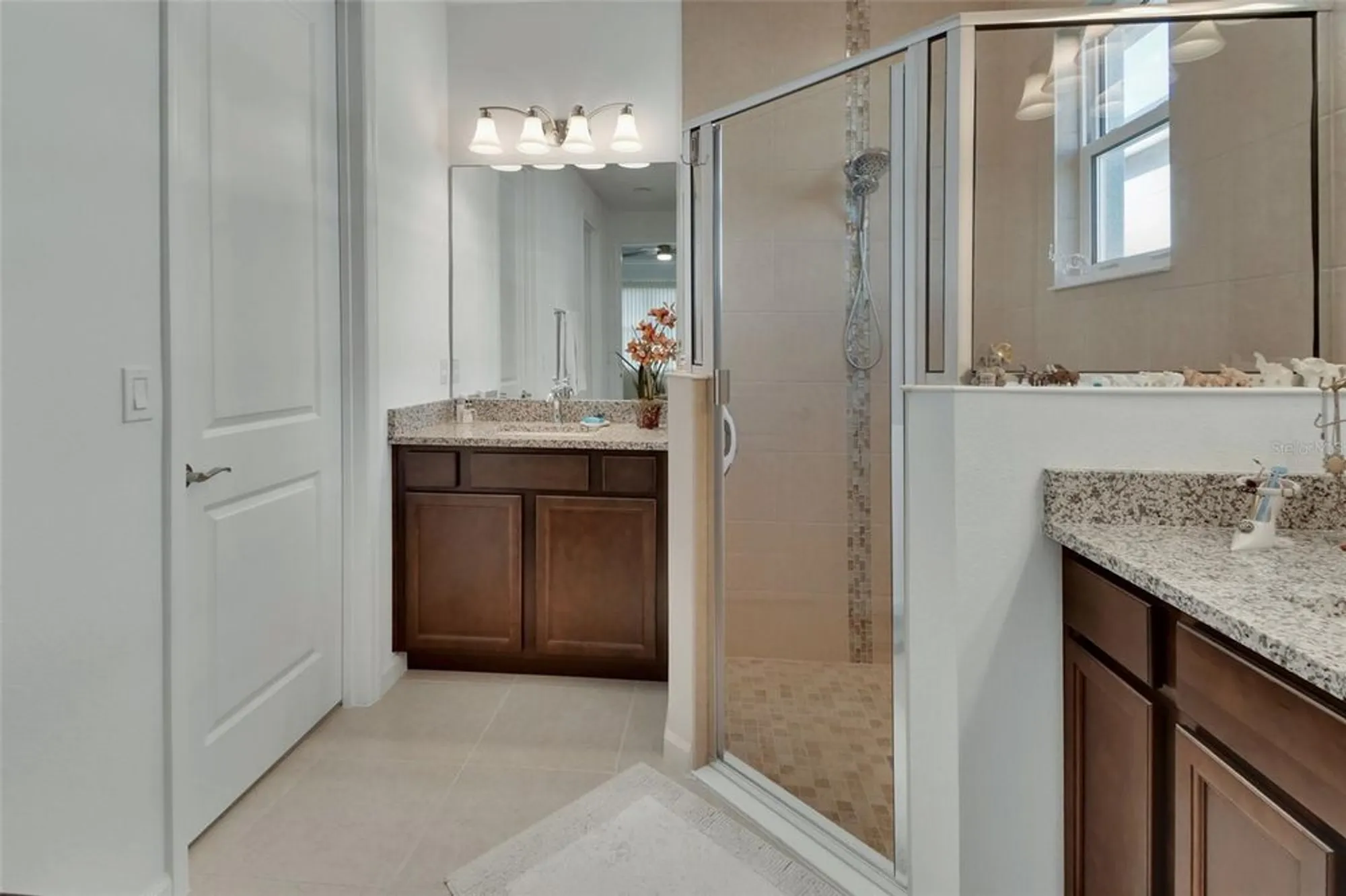 Property Slideshow image 21 of 34 | 1079 lincolnshire dr, Deland, FL, 32724