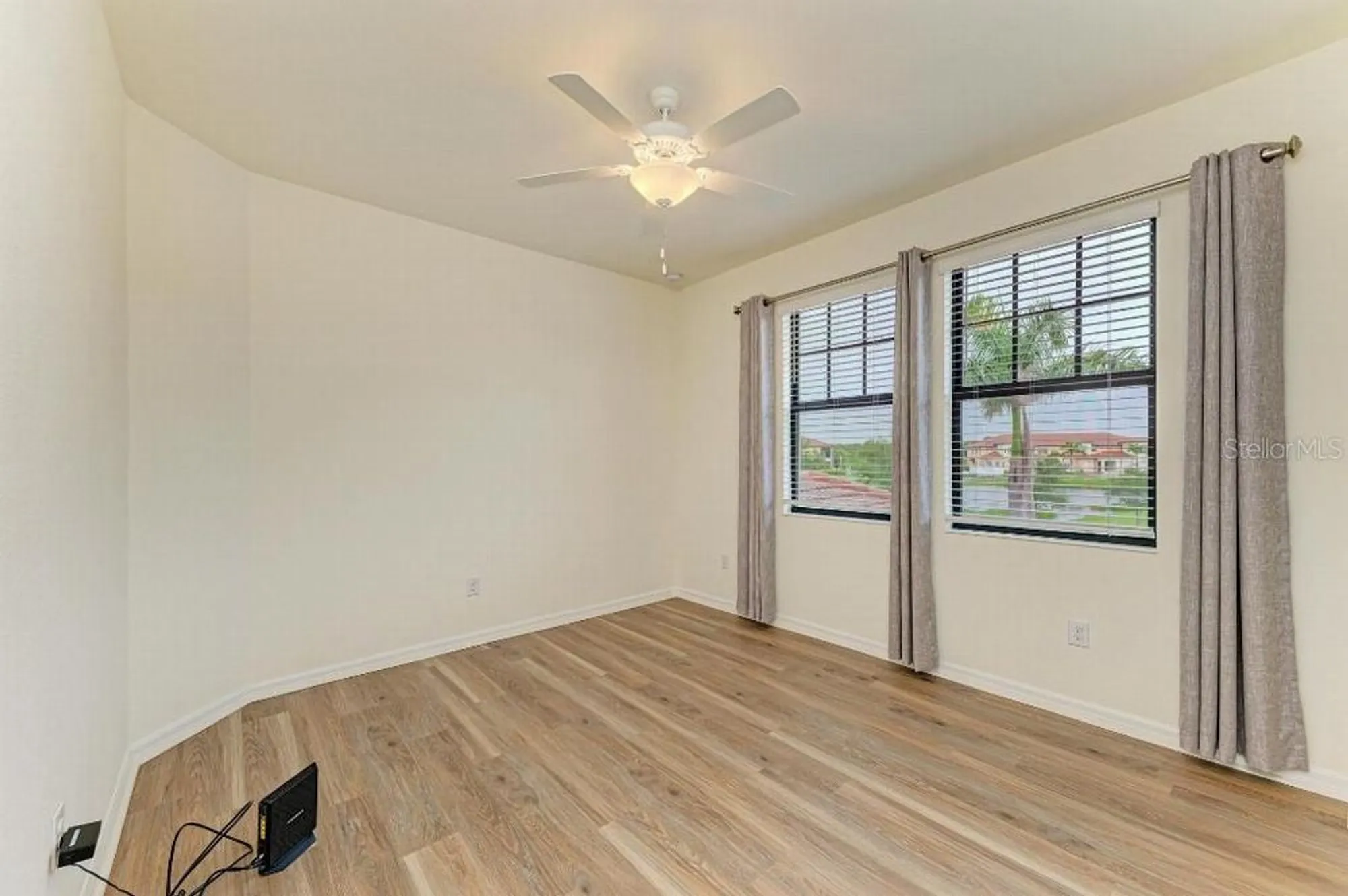 Property Slideshow image 20 of 42 | 10043 crooked creek dr unit 202, Venice, FL, 34293