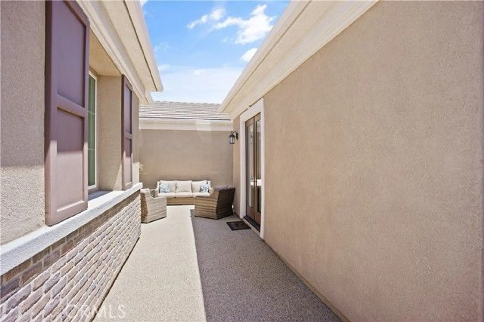 Property Slideshow image 10 of 59 | 5658 paseo famosa, Hemet, CA, 92545
