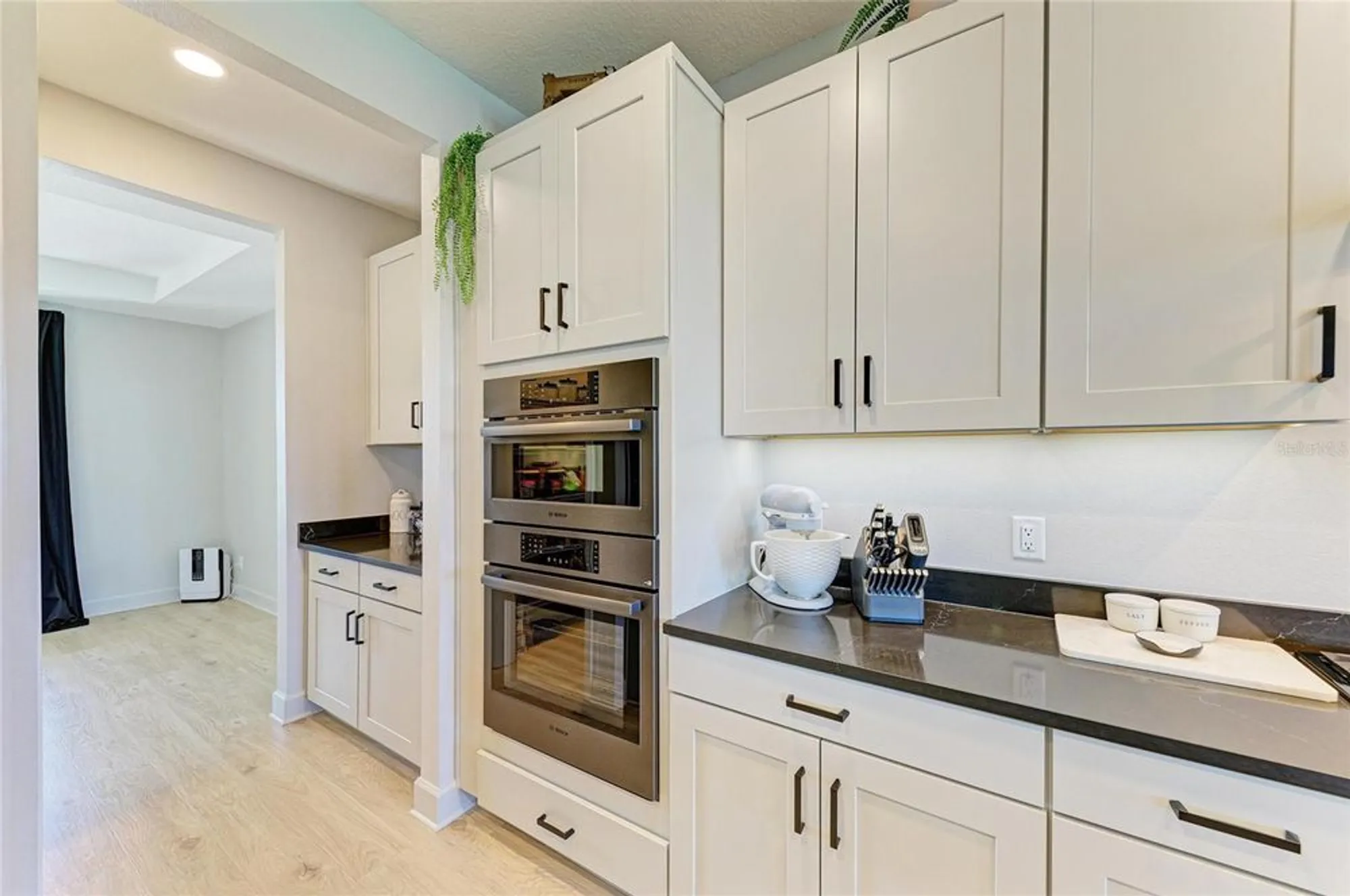 Property Slideshow image 31 of 100 | 16115 mount holly dr, Bradenton, FL, 34211