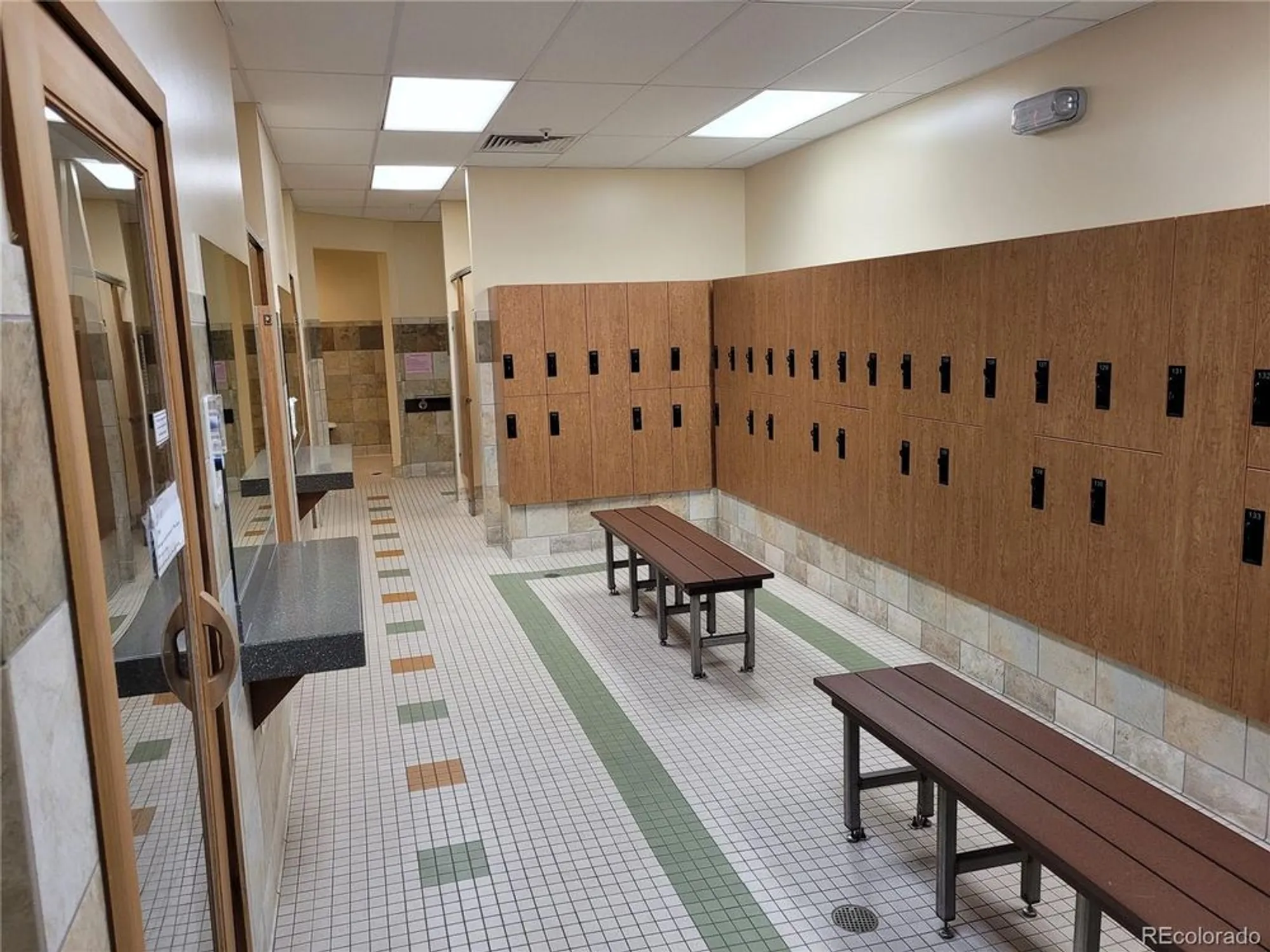 Property Slideshow image 24 of 35 | 13991 e marina dr apt 501, Aurora, CO, 80014