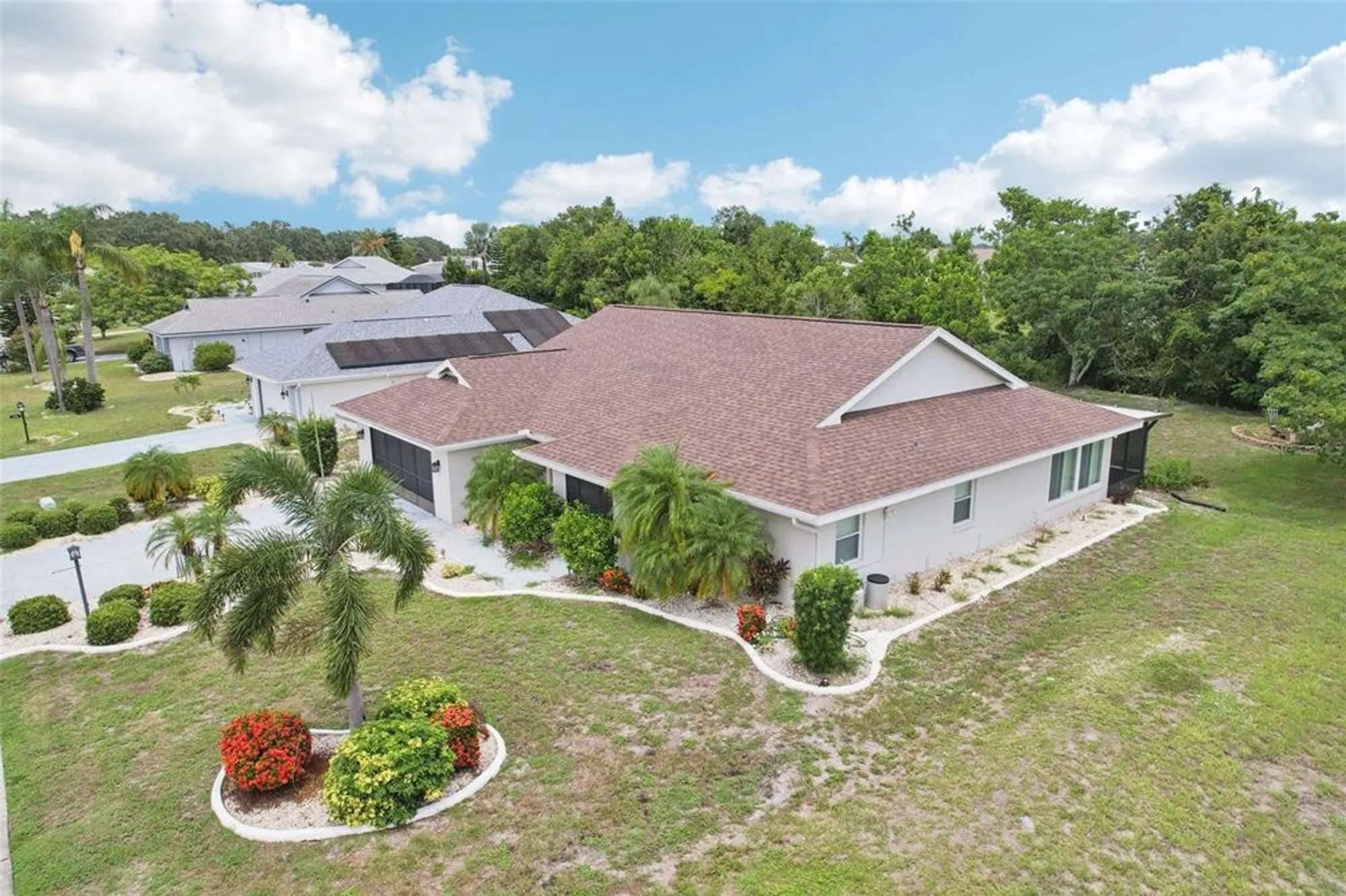 Property Slideshow image 37 of 72 | 1812 new bedford dr, Sun City Center, FL, 33573