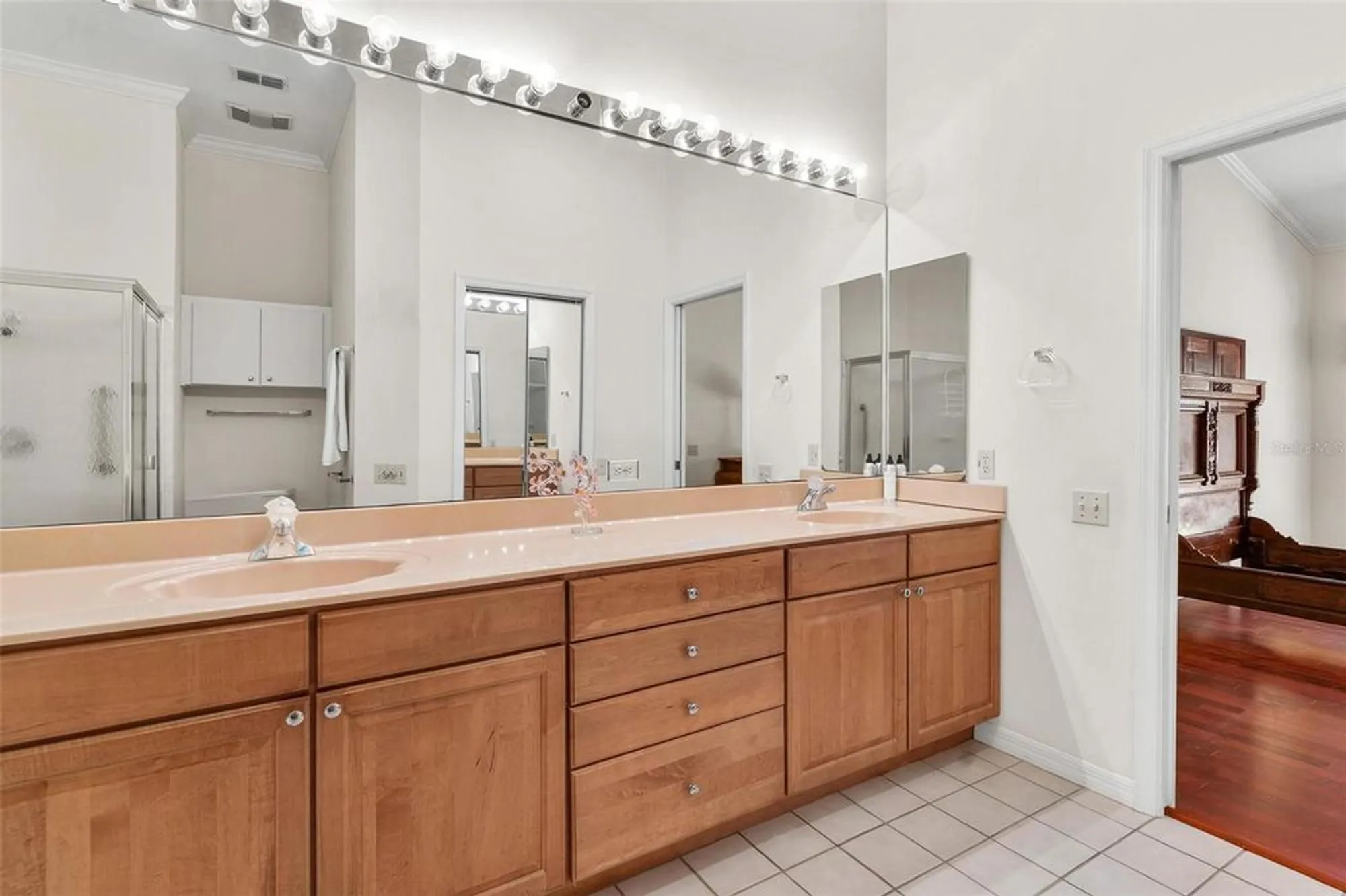 Property Slideshow image 32 of 53 | 6048 topsail rd, Lady Lake, FL, 32159